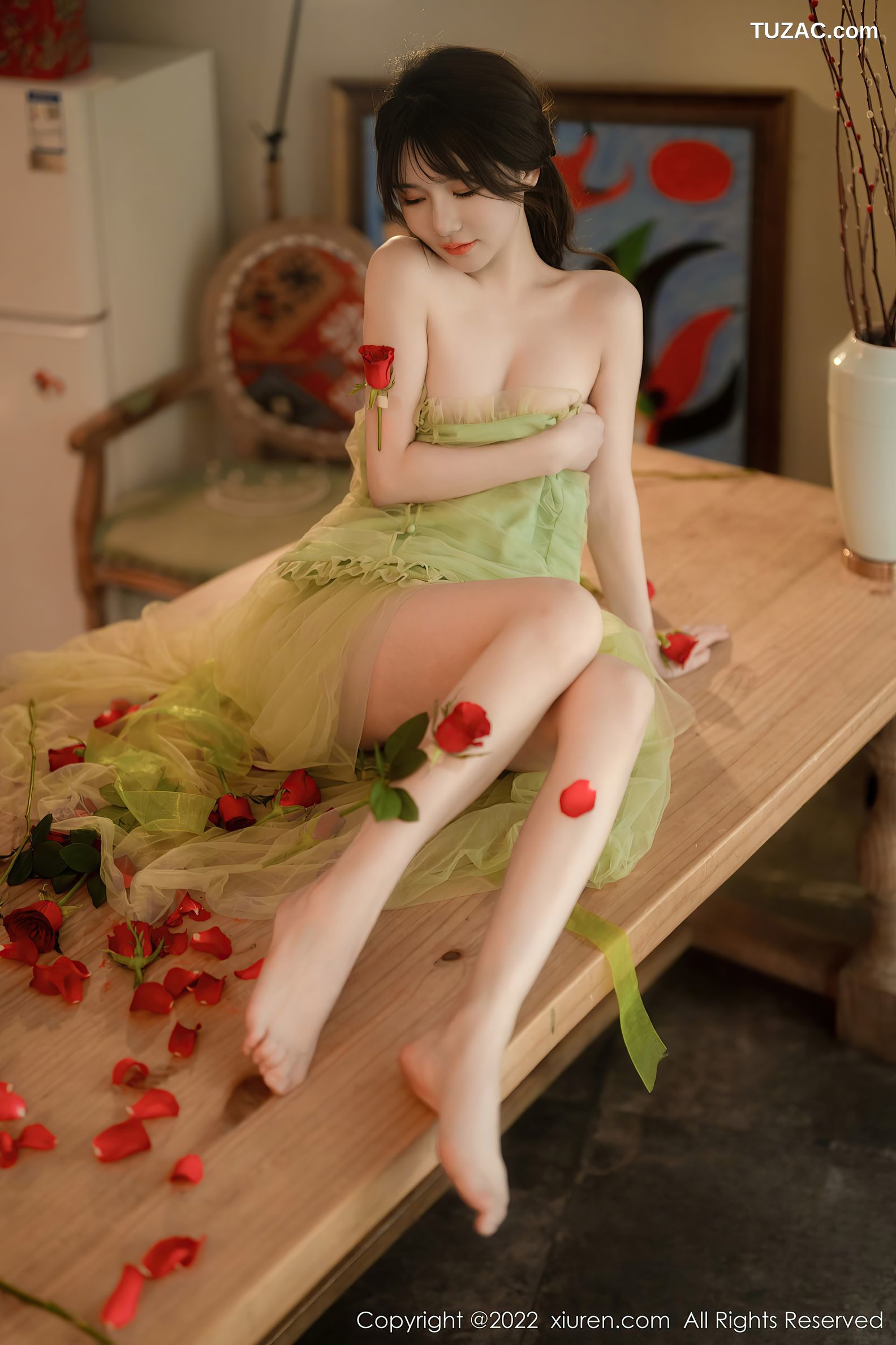 XiuRen-No.5875-婠婠么-绿纱裙鲜花公主