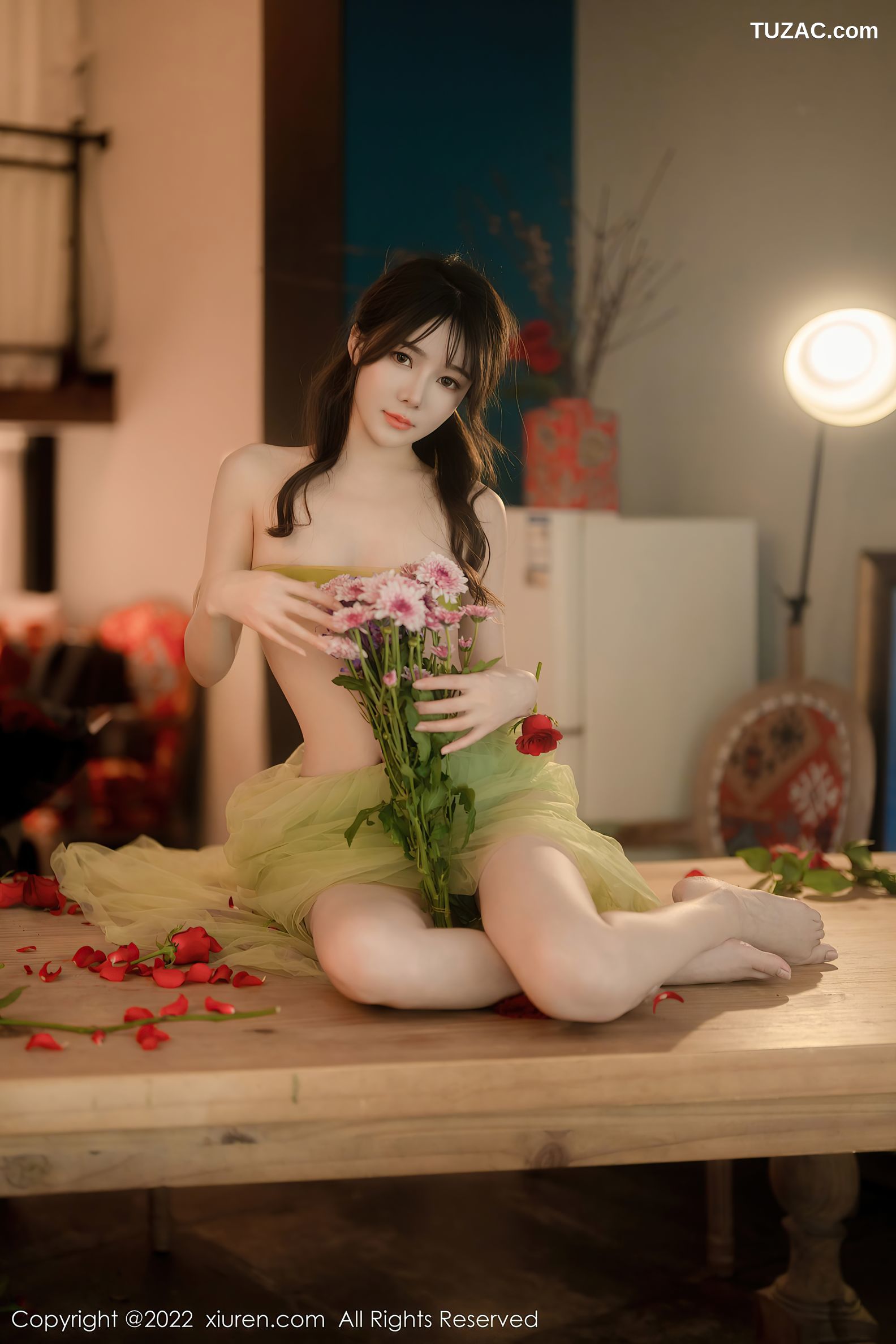 XiuRen-No.5875-婠婠么-绿纱裙鲜花公主