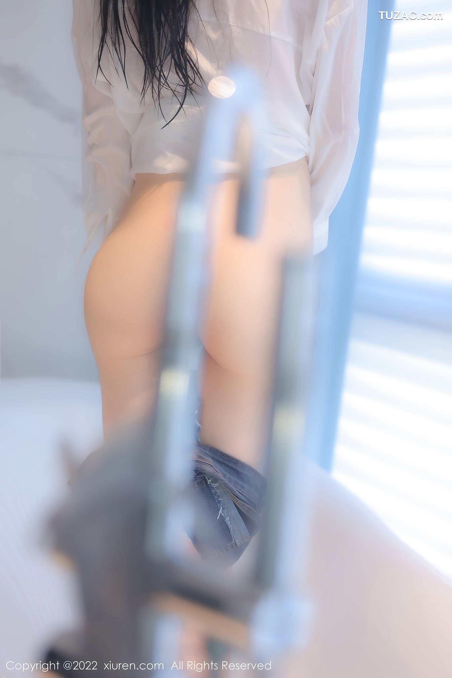 XiuRen-No.5909-77qiqi-私房浴室性感白T露浅蓝色蕾丝内衣