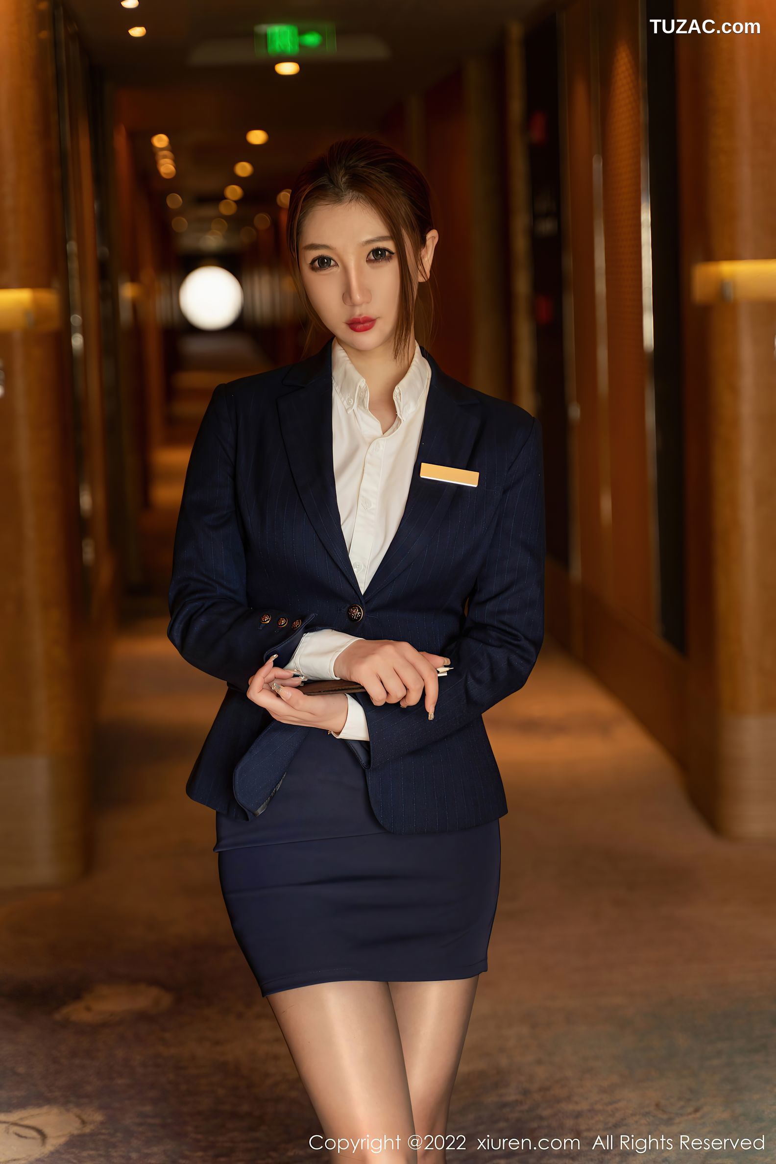 XiuRen-No.5918-顾乔楠-蓝色制服性感内衣超薄无内黑丝