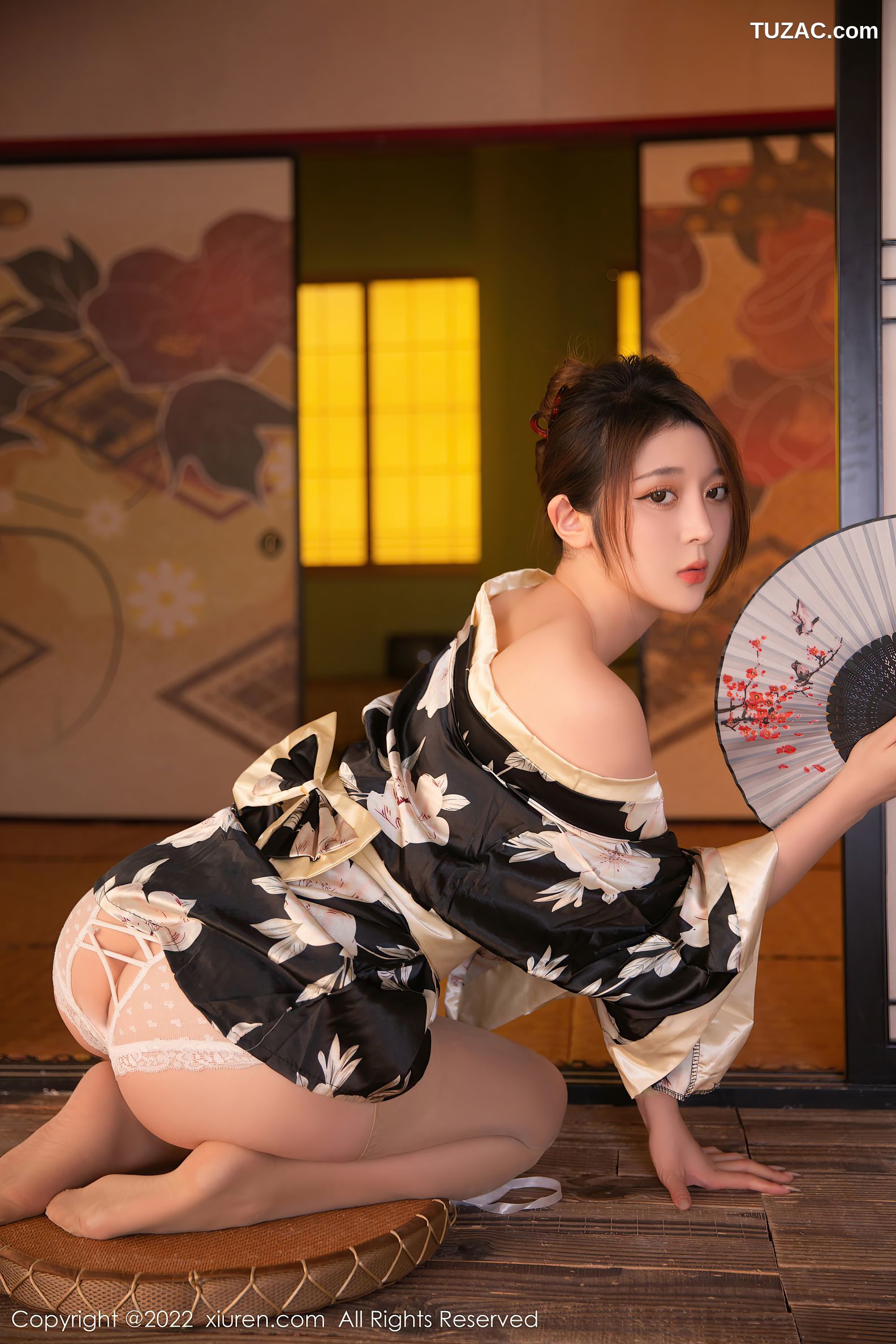 XiuRen-No.5942-夏甜甜-黑色日式和服超薄肉丝