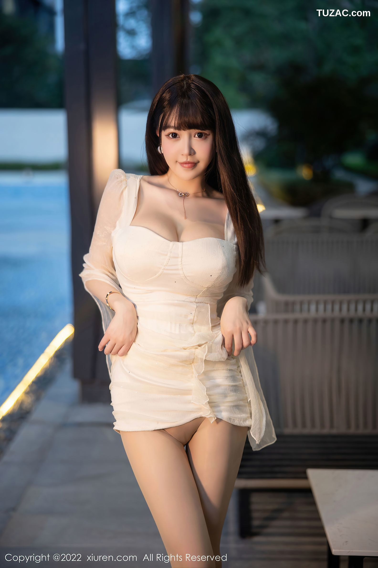 XiuRen-No.5958-朱可儿-性感白色礼裙超薄无内肉丝