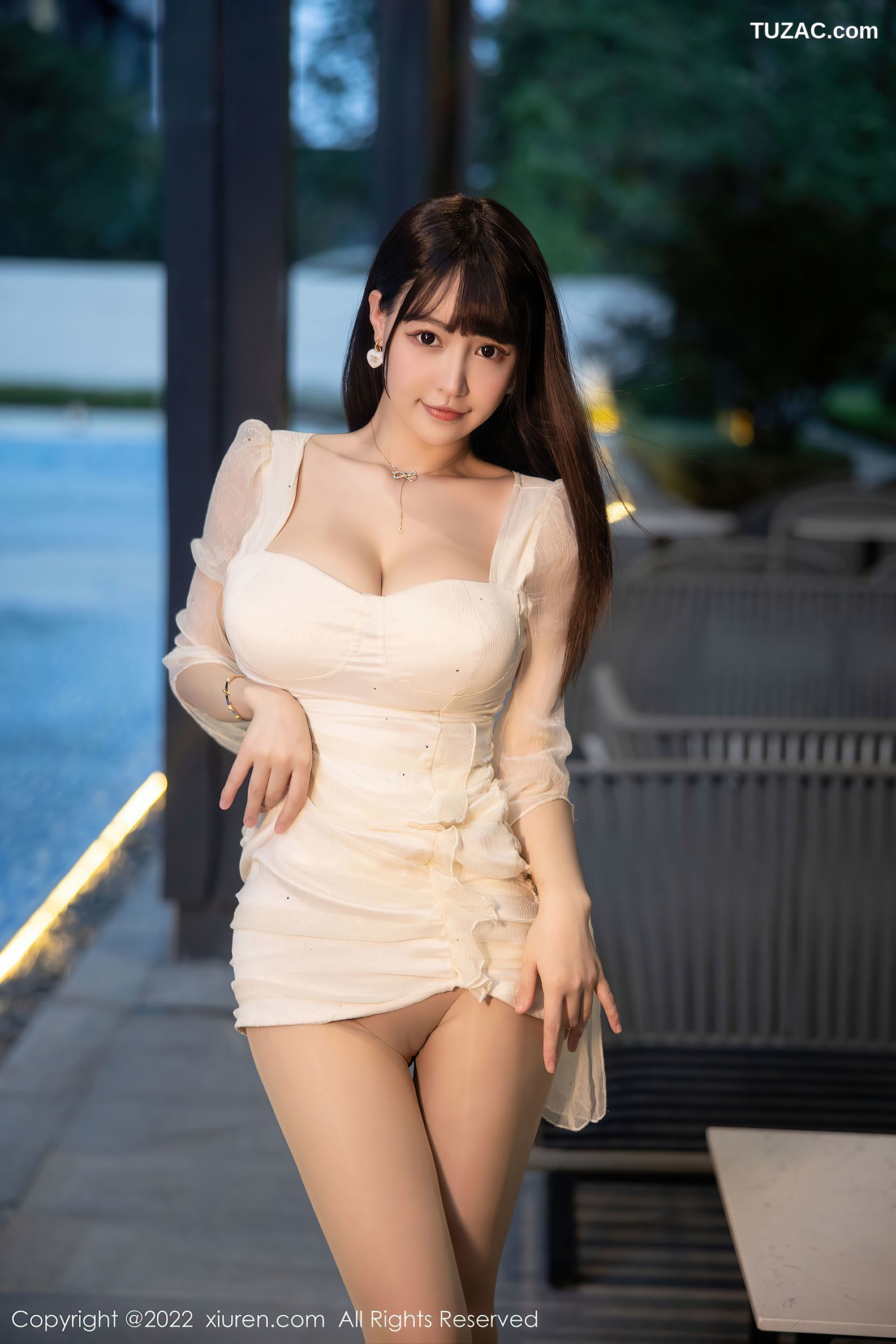 XiuRen-No.5958-朱可儿-性感白色礼裙超薄无内肉丝