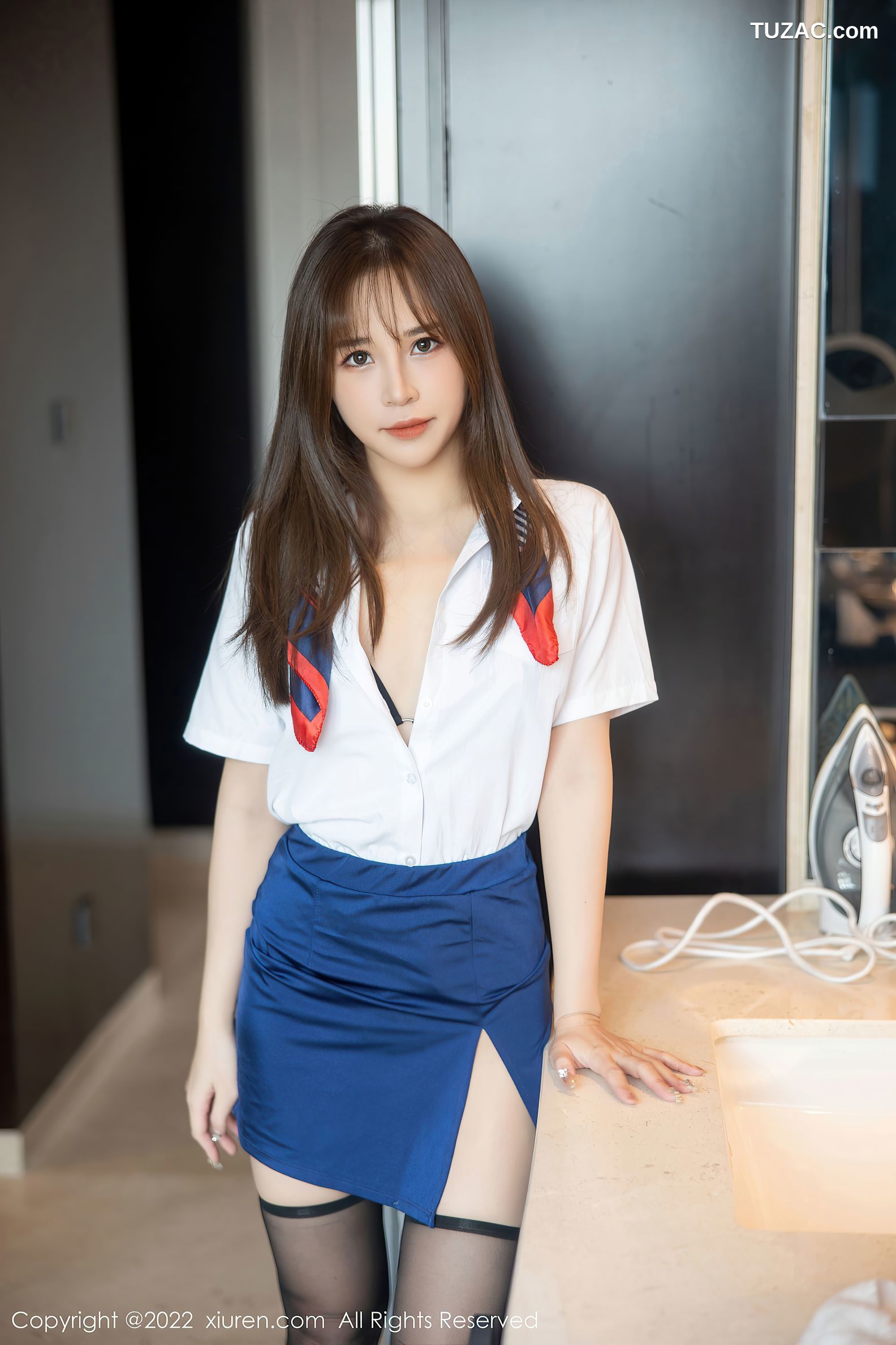 XiuRen-No.5967-icy猪-白色上衣蓝短裙黑色内衣