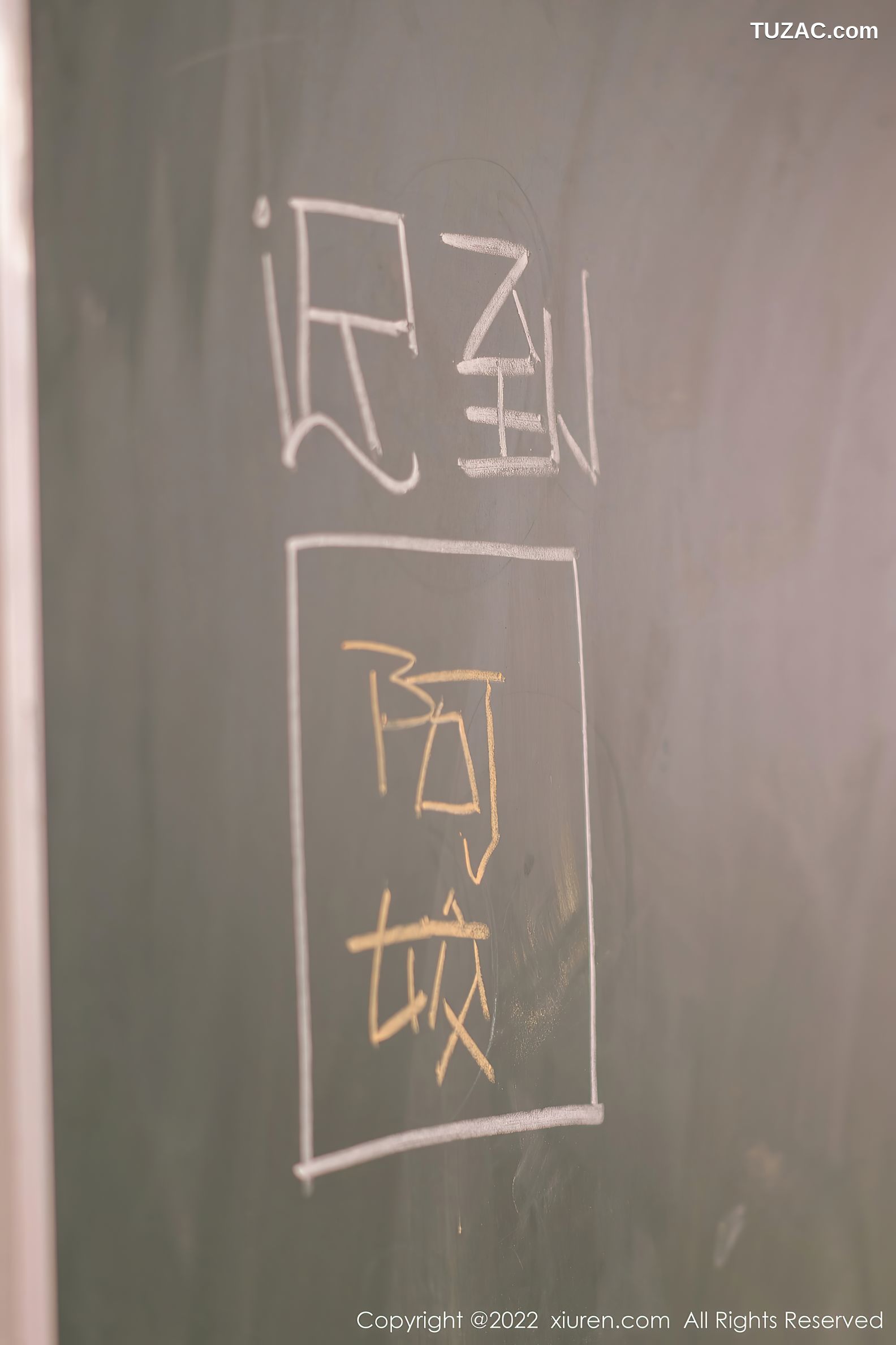 XiuRen-No.5970-阿姣-性感学妹短裙制服白色内衣