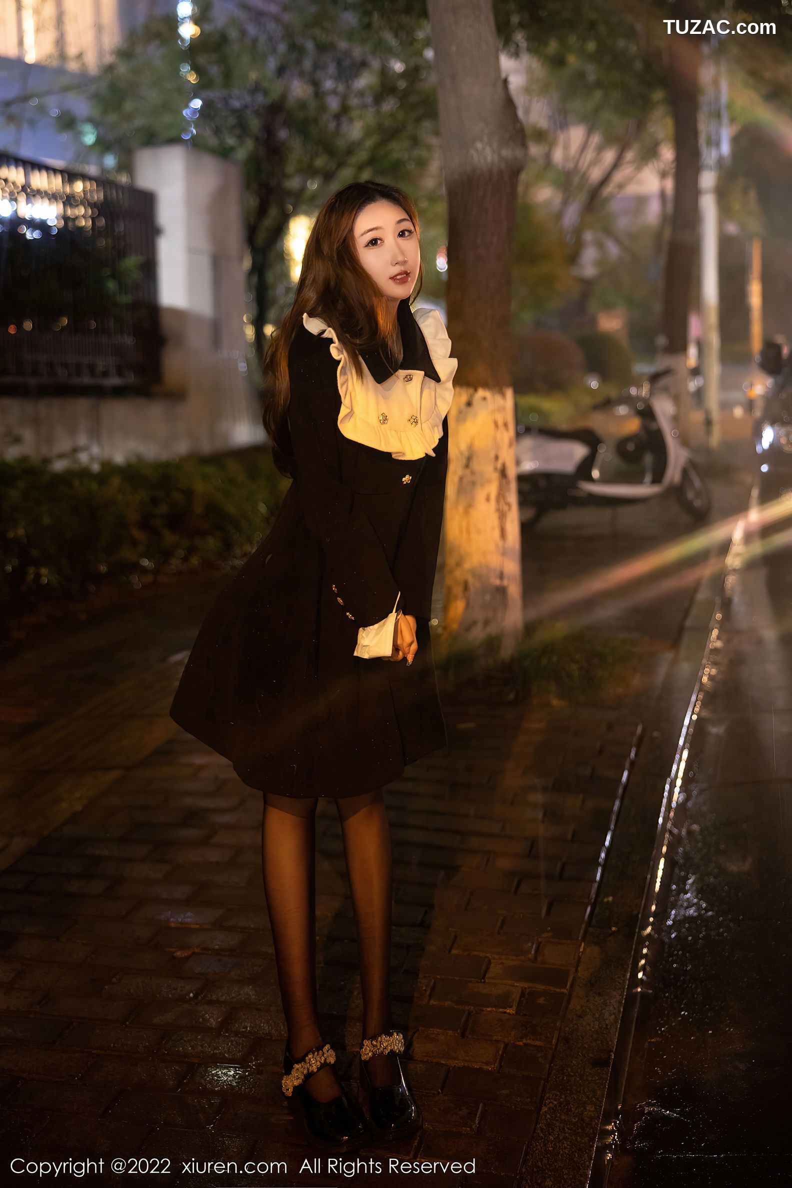 XiuRen-No.5984-江真真-浴缸场景性感黑色蕾丝内衣