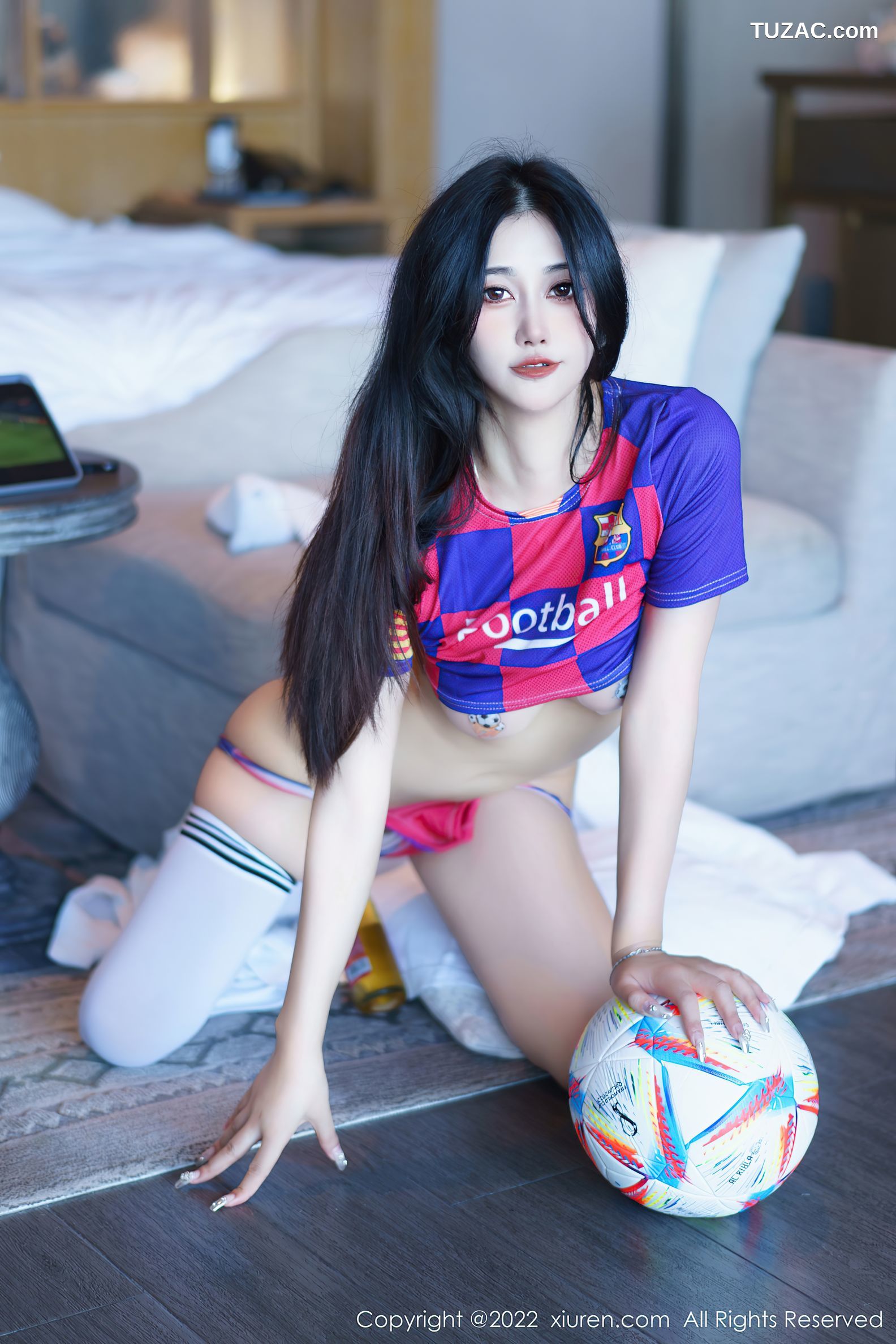 XiuRen秀人网-6004-阿姣-三亚旅拍足球宝贝主题性感球服