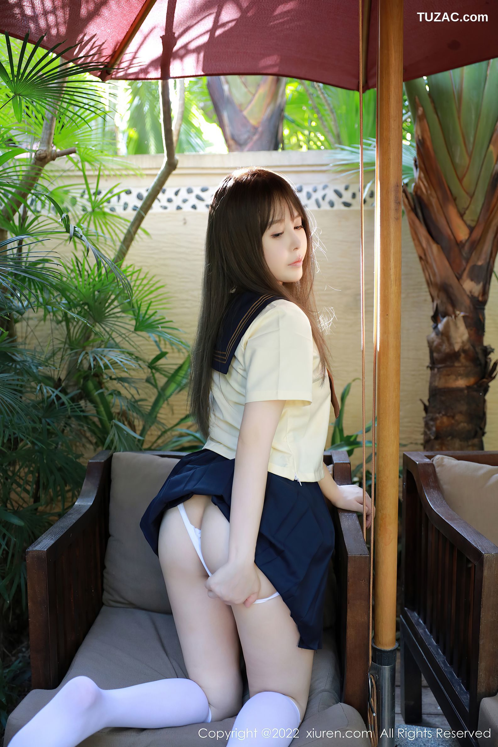 XiuRen秀人网-6021-艾莉-南京旅拍户外性感白色水手服