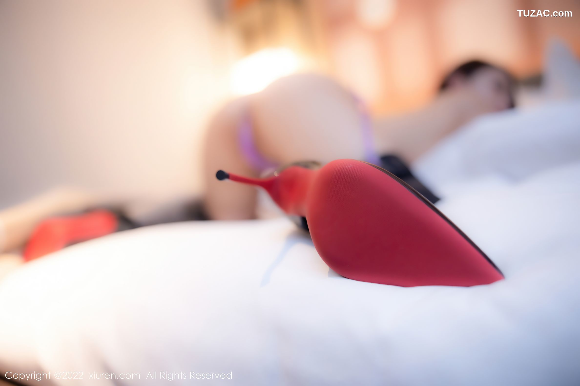 XiuRen秀人网-6023-美羊羊-性感玫红色蕾丝内衣