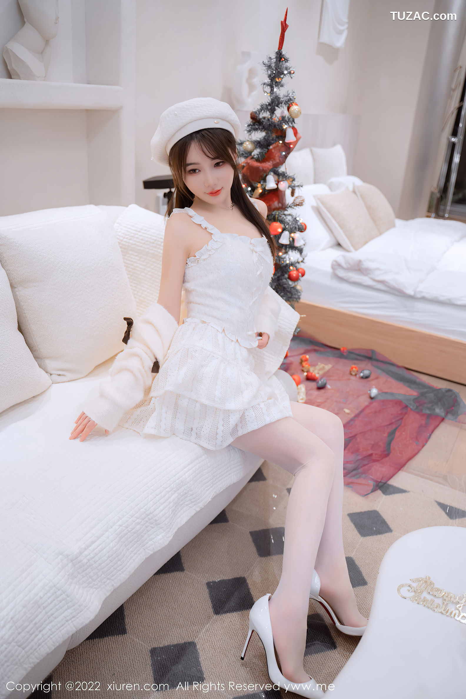 XiuRen秀人网-6025-婠婠么-白色毛线上衣白短裙