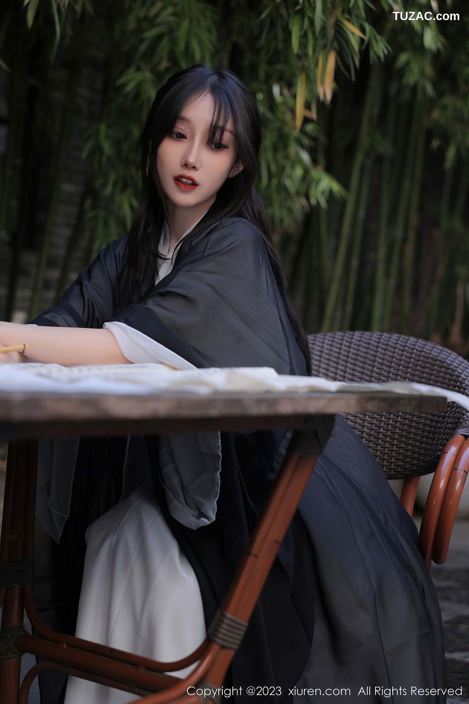 XiuRen秀人网-6094-玥儿玥-海南旅拍白色古装服饰
