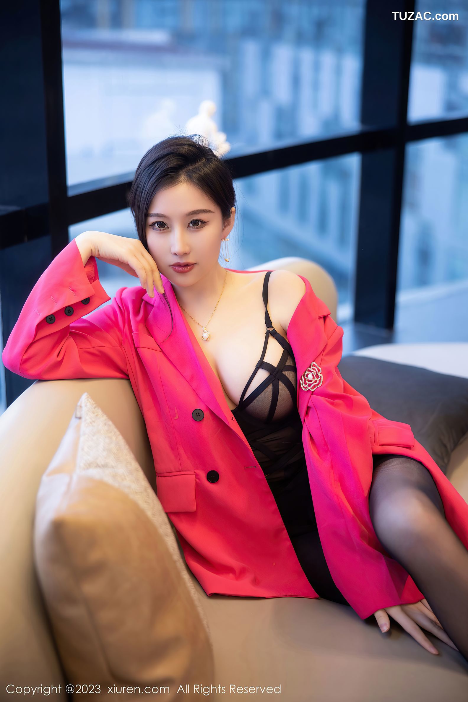 XiuRen秀人网-6103-月音瞳-黑色情趣吊带黑丝