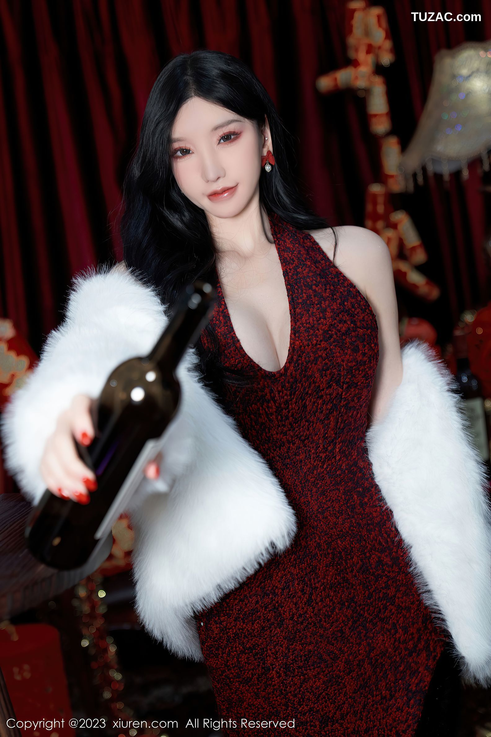 XiuRen秀人网-6174-周于希-新春主题-低胸服饰超薄黑丝