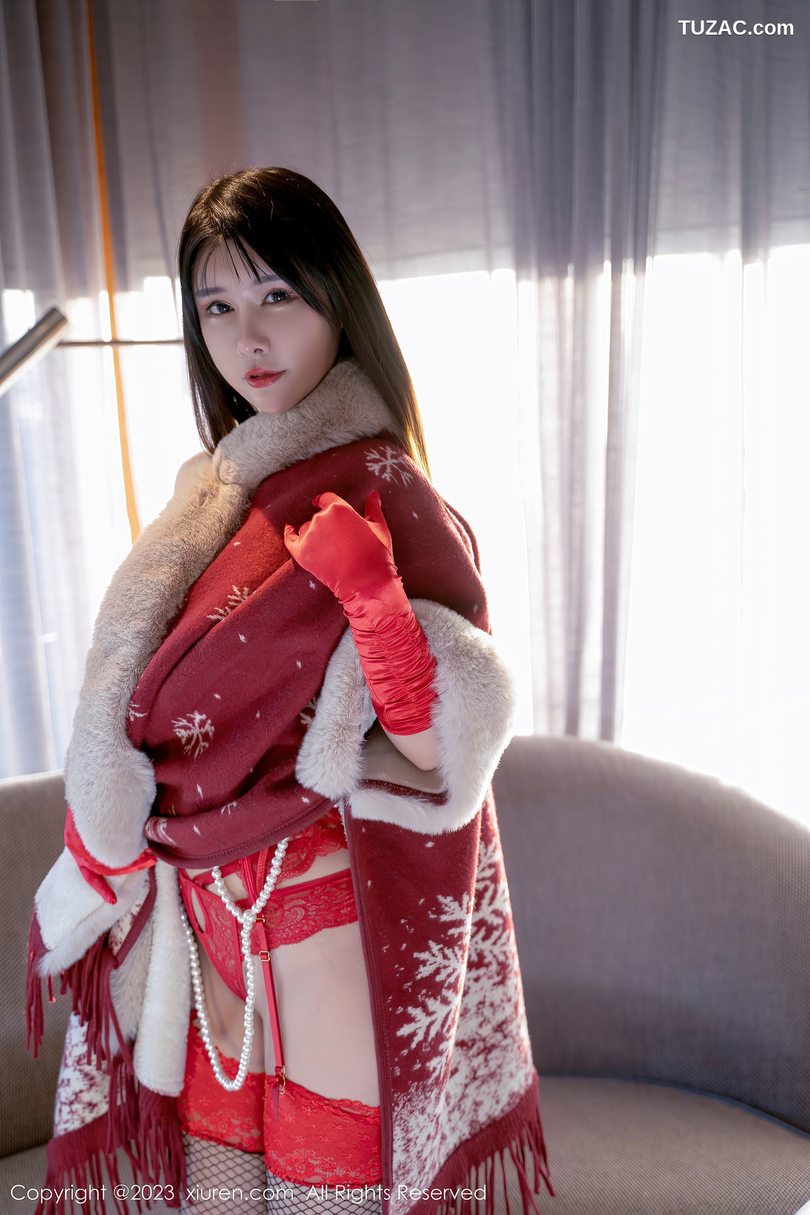 XiuRen秀人网-6188-夏沫沫-阳朔旅拍-红色情趣内衣黑丝吊带袜