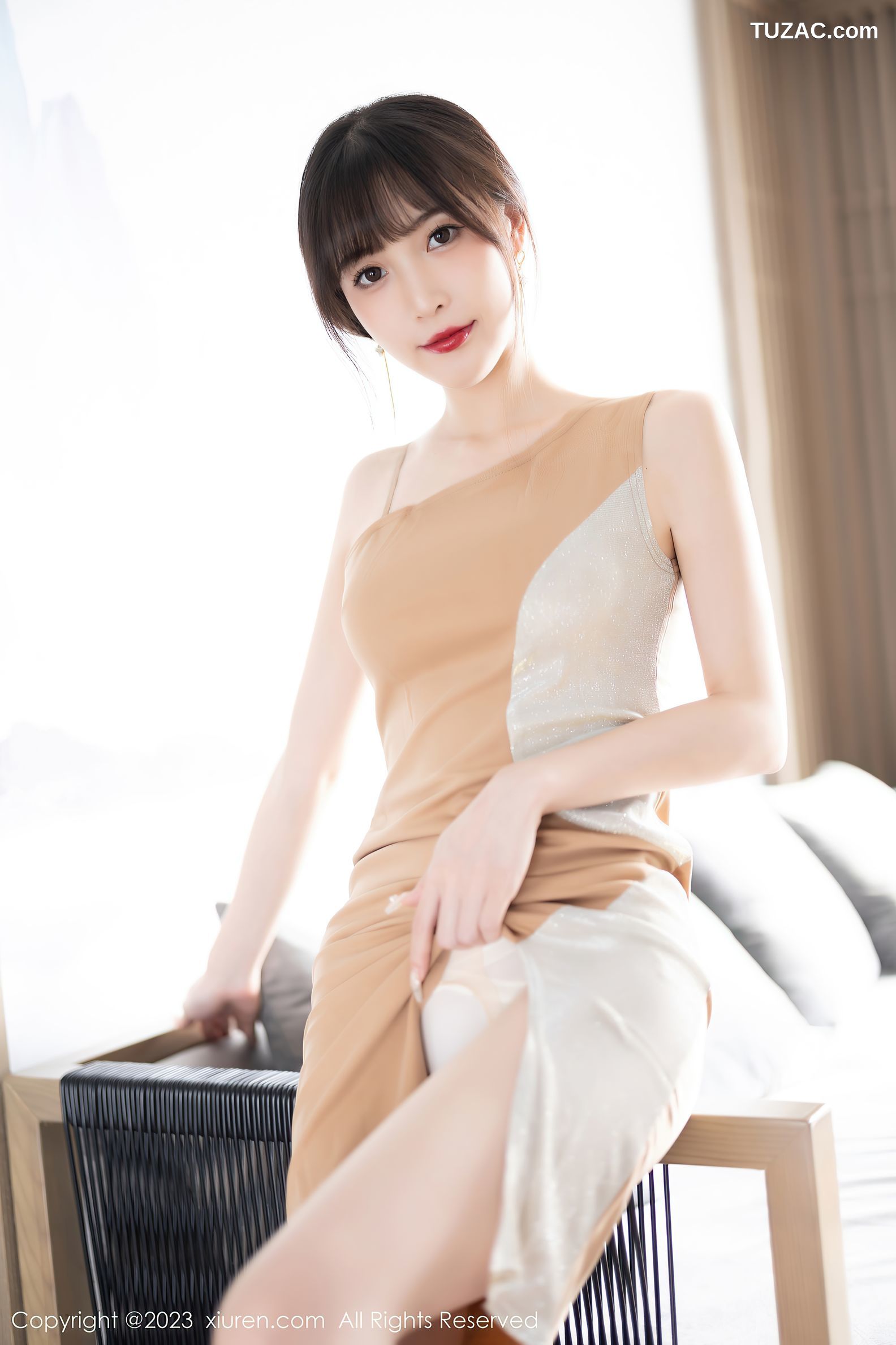 XiuRen秀人网-6236-林星阑-咖啡色连衣裙白色蕾丝内衣肉丝