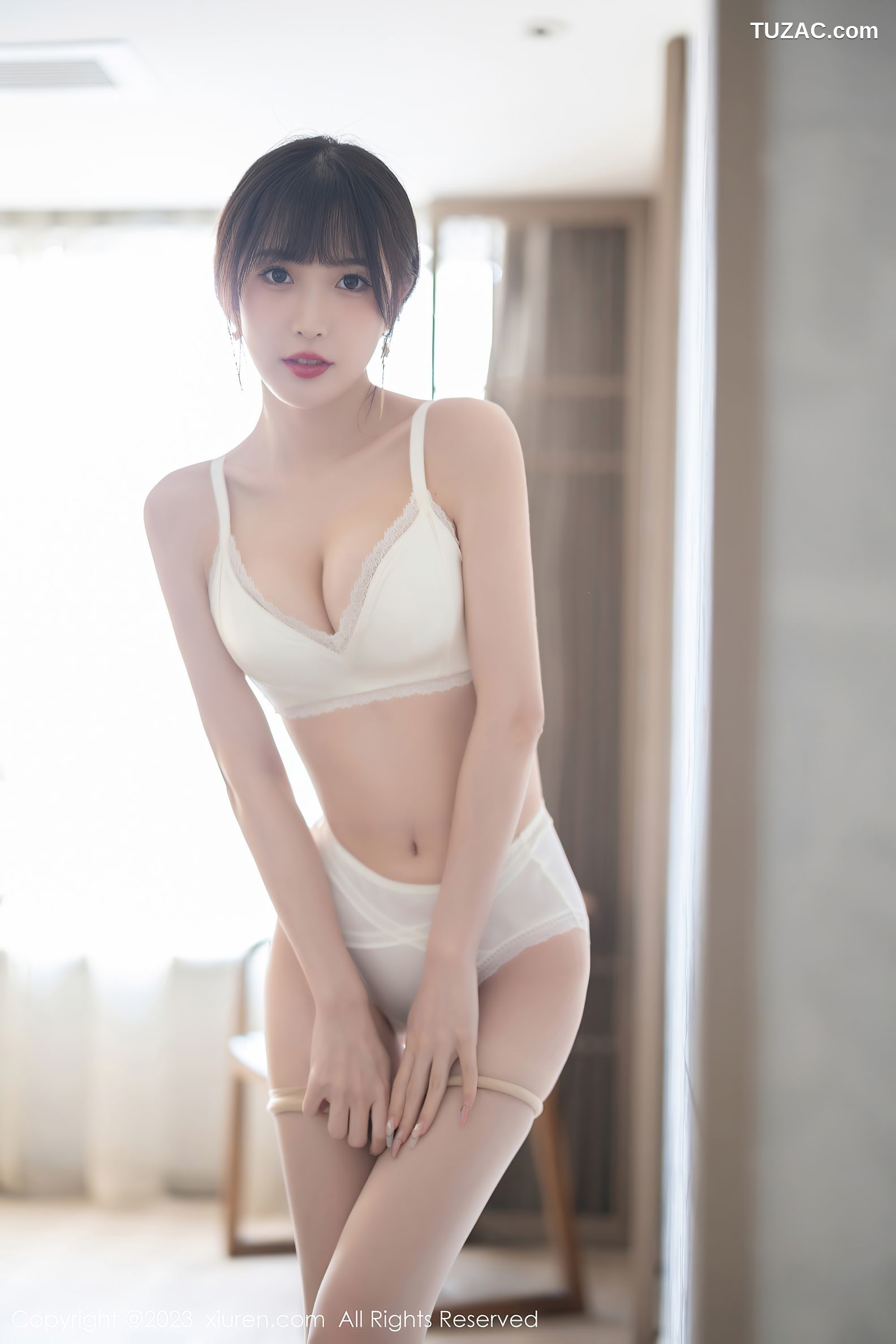 XiuRen秀人网-6236-林星阑-咖啡色连衣裙白色蕾丝内衣肉丝