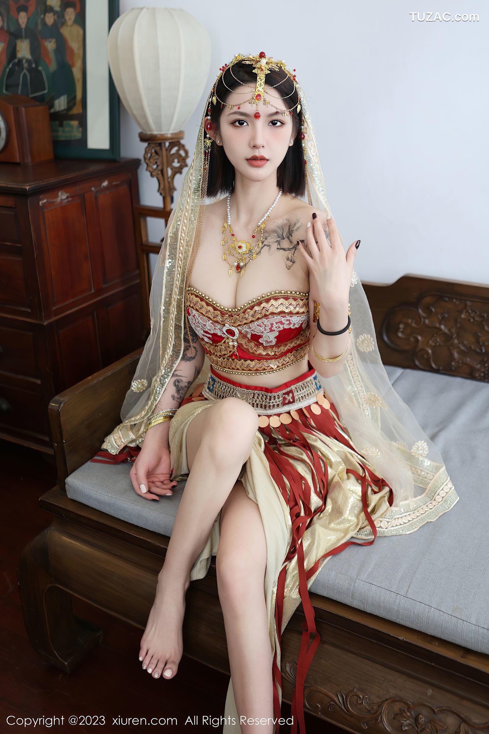 XiuRen秀人网-6240-乔一一-异域风情舞女服饰