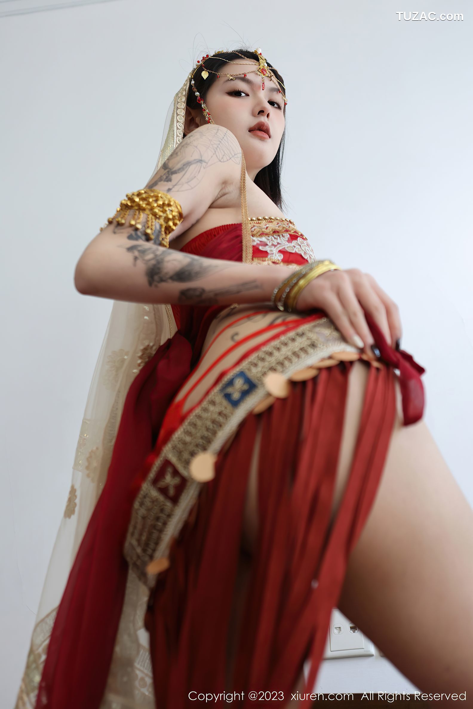 XiuRen秀人网-6240-乔一一-异域风情舞女服饰