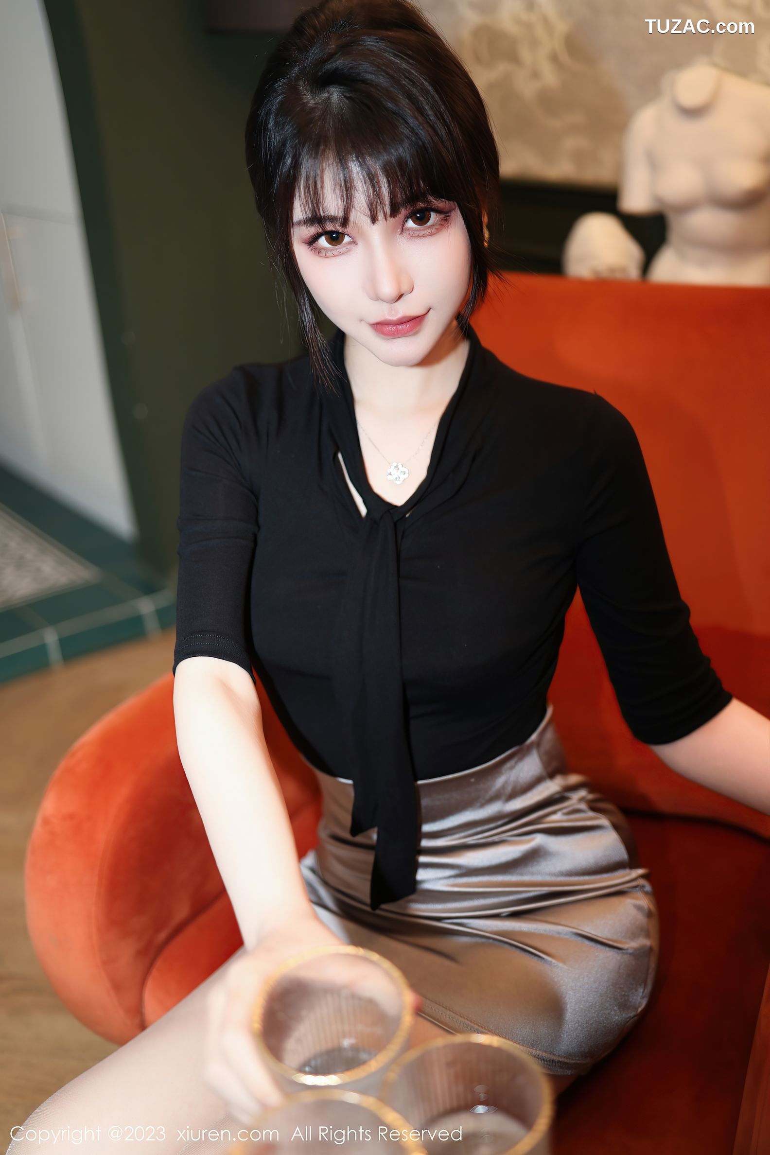 XiuRen秀人网-6256-桃桃子-闺蜜剧情主题性感黑白丝袜系列-2023.02.13