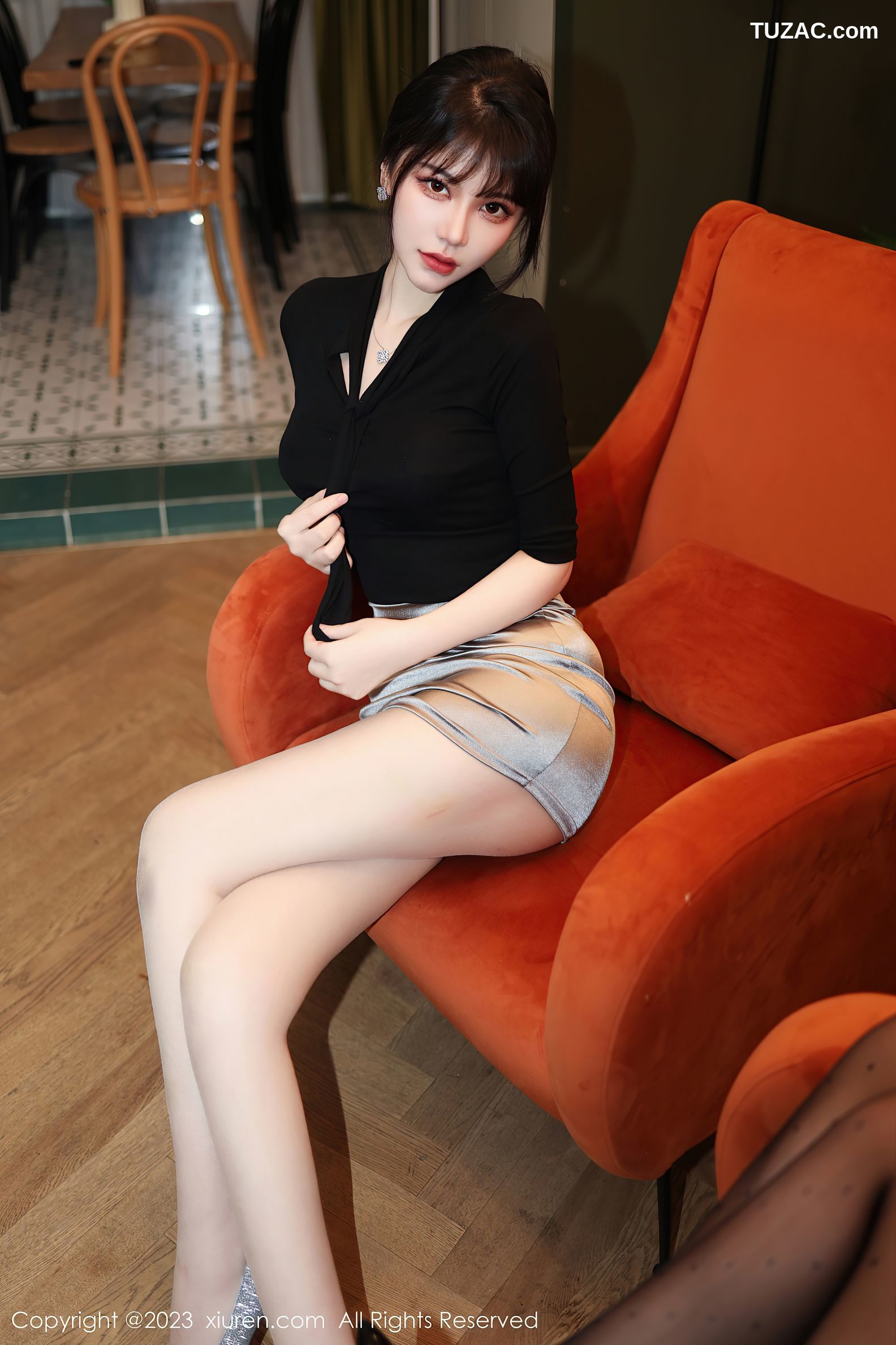 XiuRen秀人网-6256-桃桃子-闺蜜剧情主题性感黑白丝袜系列-2023.02.13