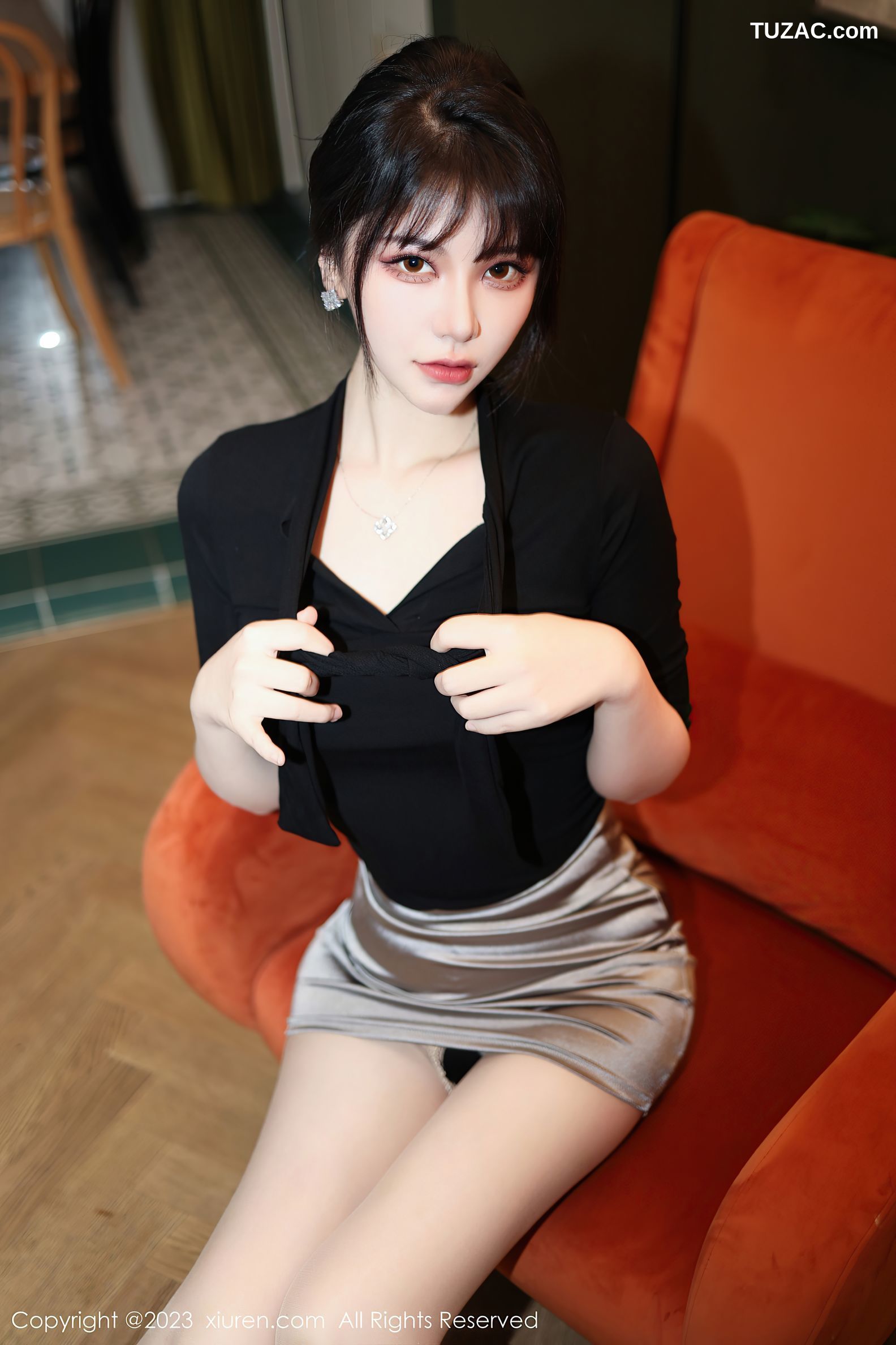 XiuRen秀人网-6256-桃桃子-闺蜜剧情主题性感黑白丝袜系列-2023.02.13