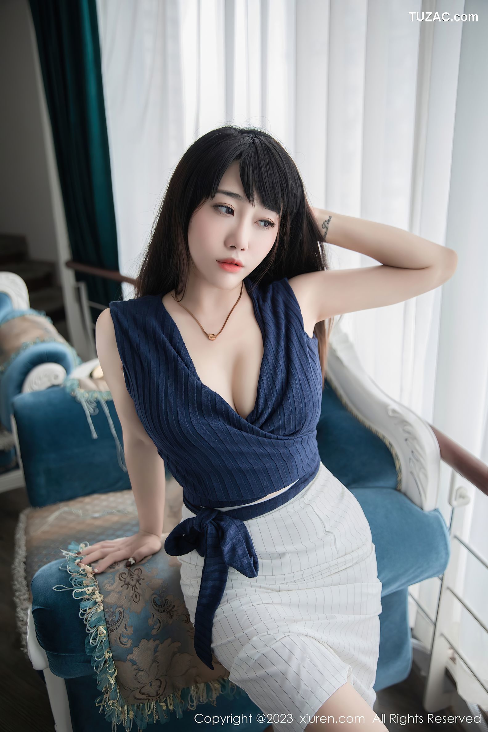 XiuRen秀人网-6272-严利娅Yuliya-蓝色上衣白短裙蓝色内衣超薄肉丝-2023.02.16