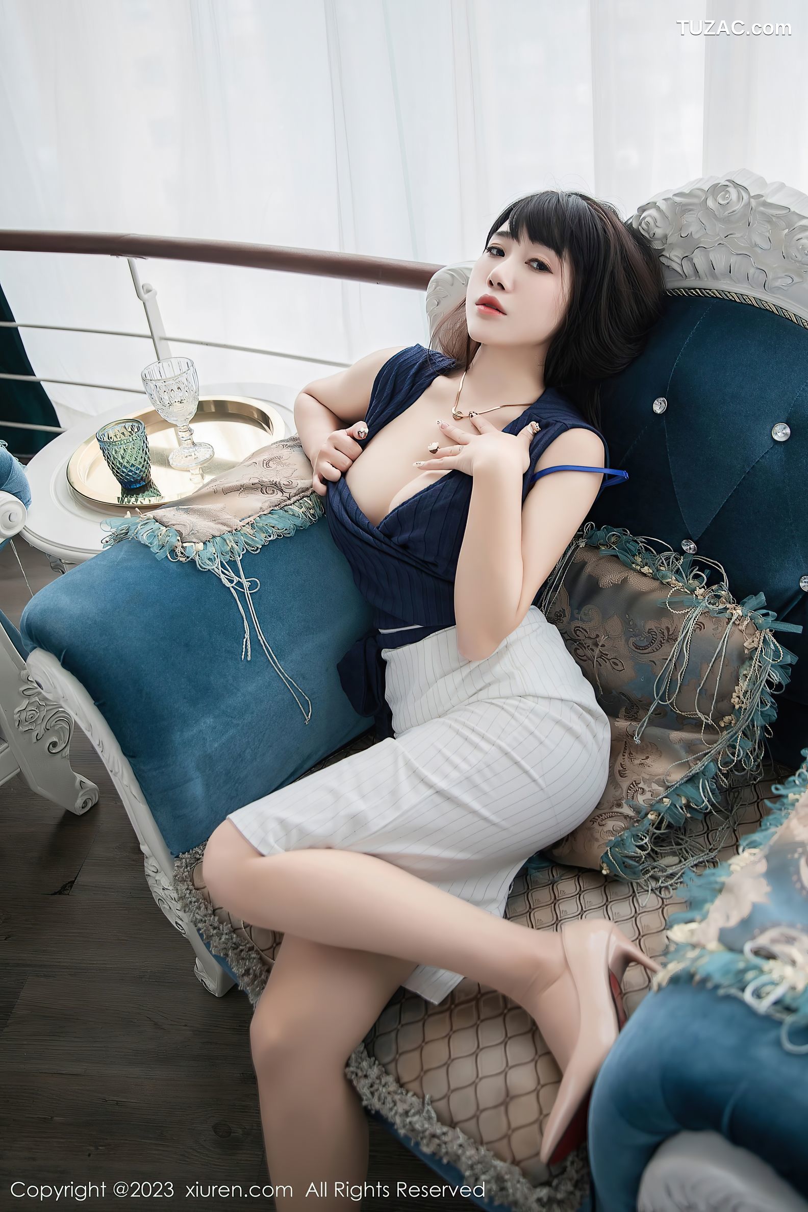 XiuRen秀人网-6272-严利娅Yuliya-蓝色上衣白短裙蓝色内衣超薄肉丝-2023.02.16