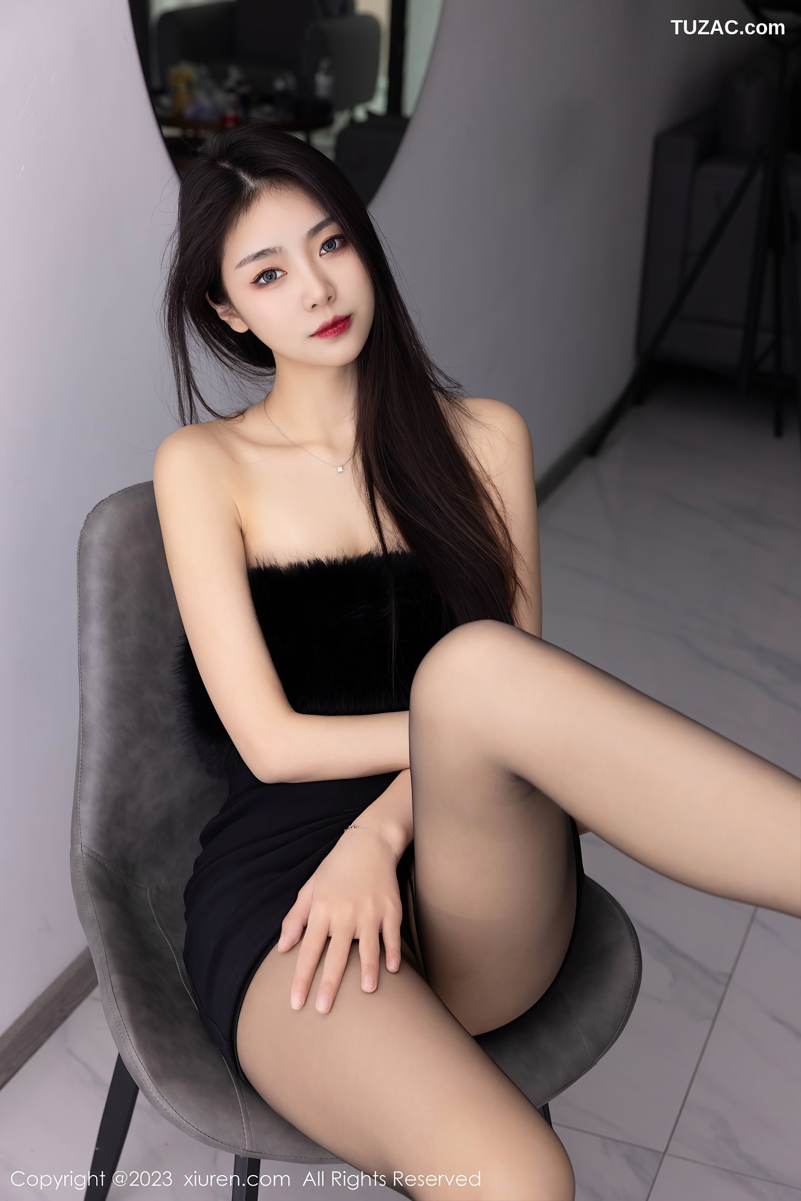 XiuRen秀人网-6275-可樂Vicky-黑色肩连衣短裙超薄黑丝-2023.02.16