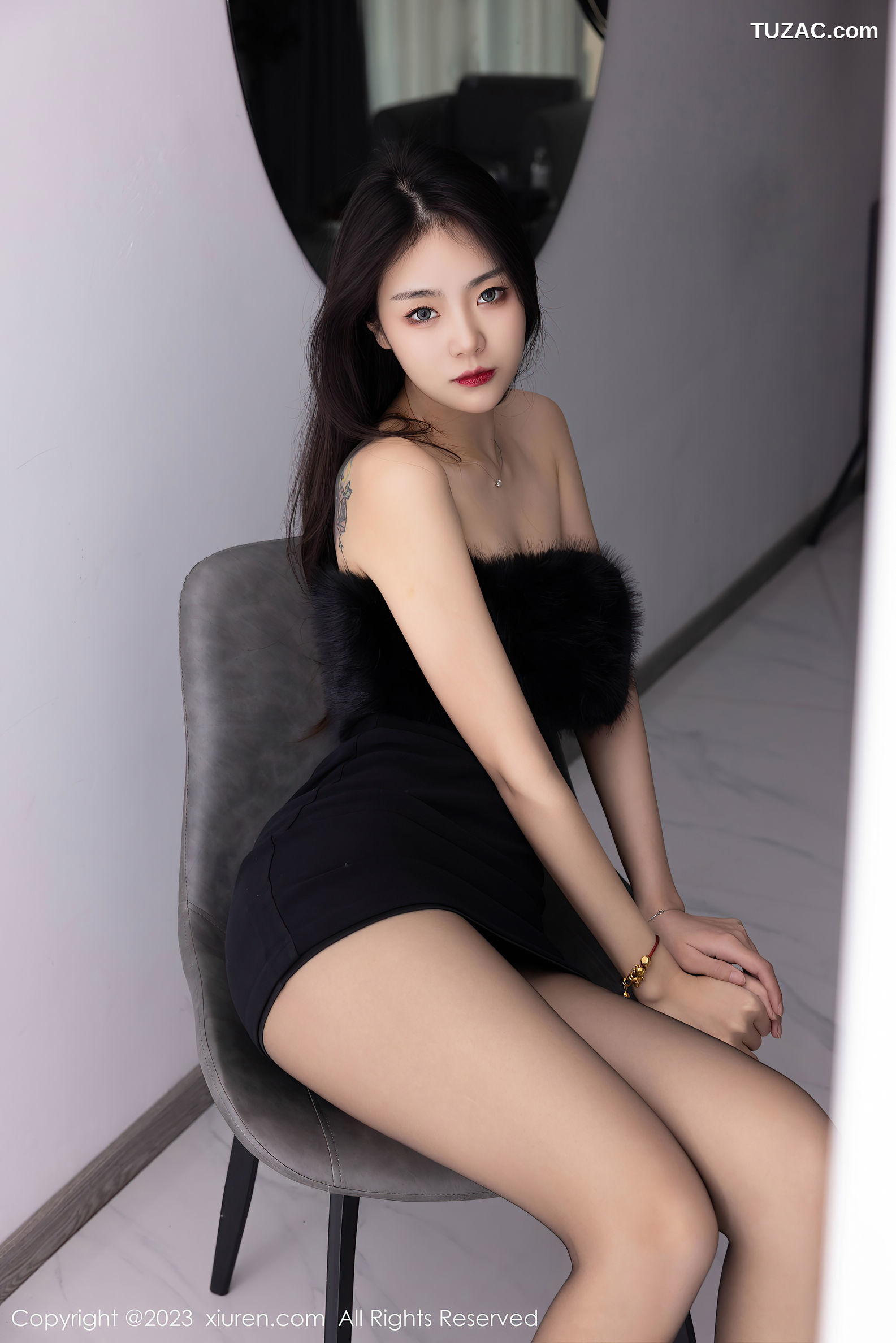 XiuRen秀人网-6275-可樂Vicky-黑色肩连衣短裙超薄黑丝-2023.02.16