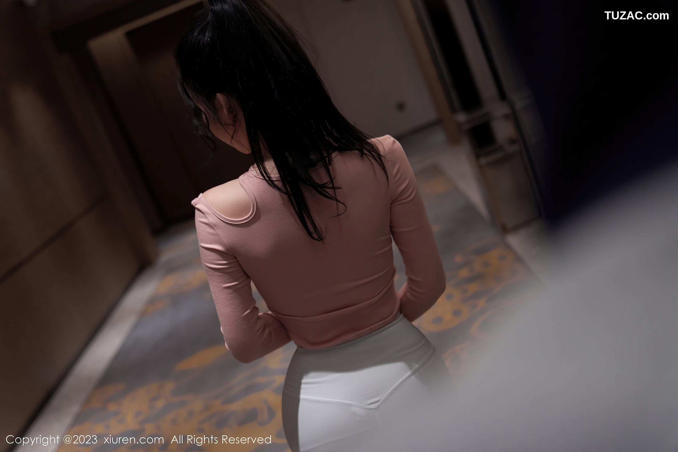 XiuRen秀人网-6285-周于希Sally-澳门旅拍健身少女主题超薄肉丝-2023.02.17