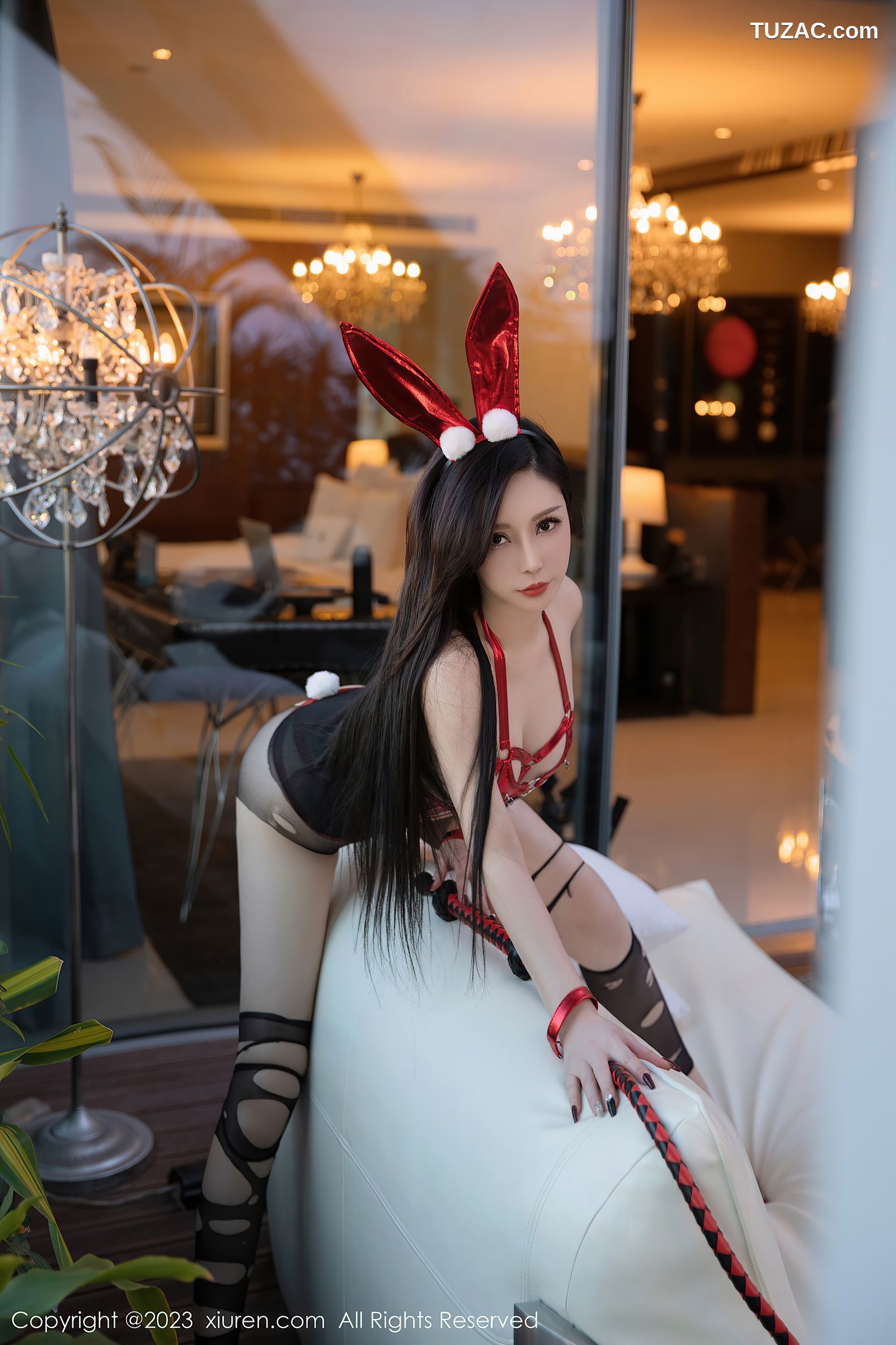 XiuRen秀人网-6294-大琪琪Emily-黑色外衣红色情趣内衣-2023.02.21