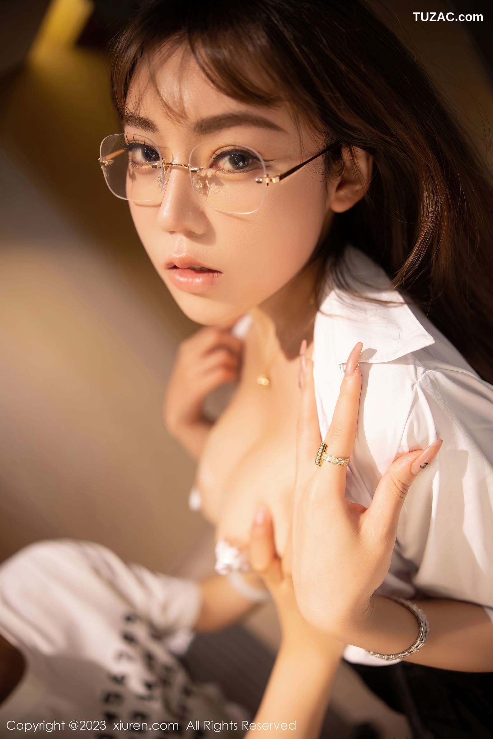 XiuRen秀人网-6334-萌汉药Baby-性感白T黑短裙黑丝-2023.02.28