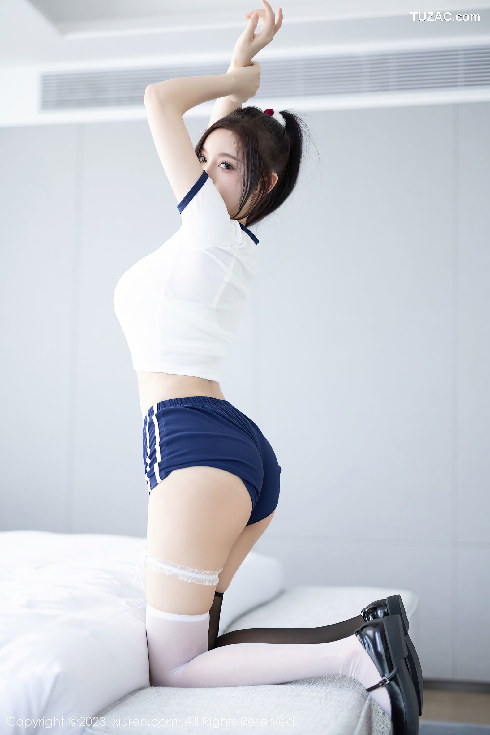 XiuRen秀人网-6337-杨晨晨Yome-白色收身衣蓝色短裤-2023.02.28