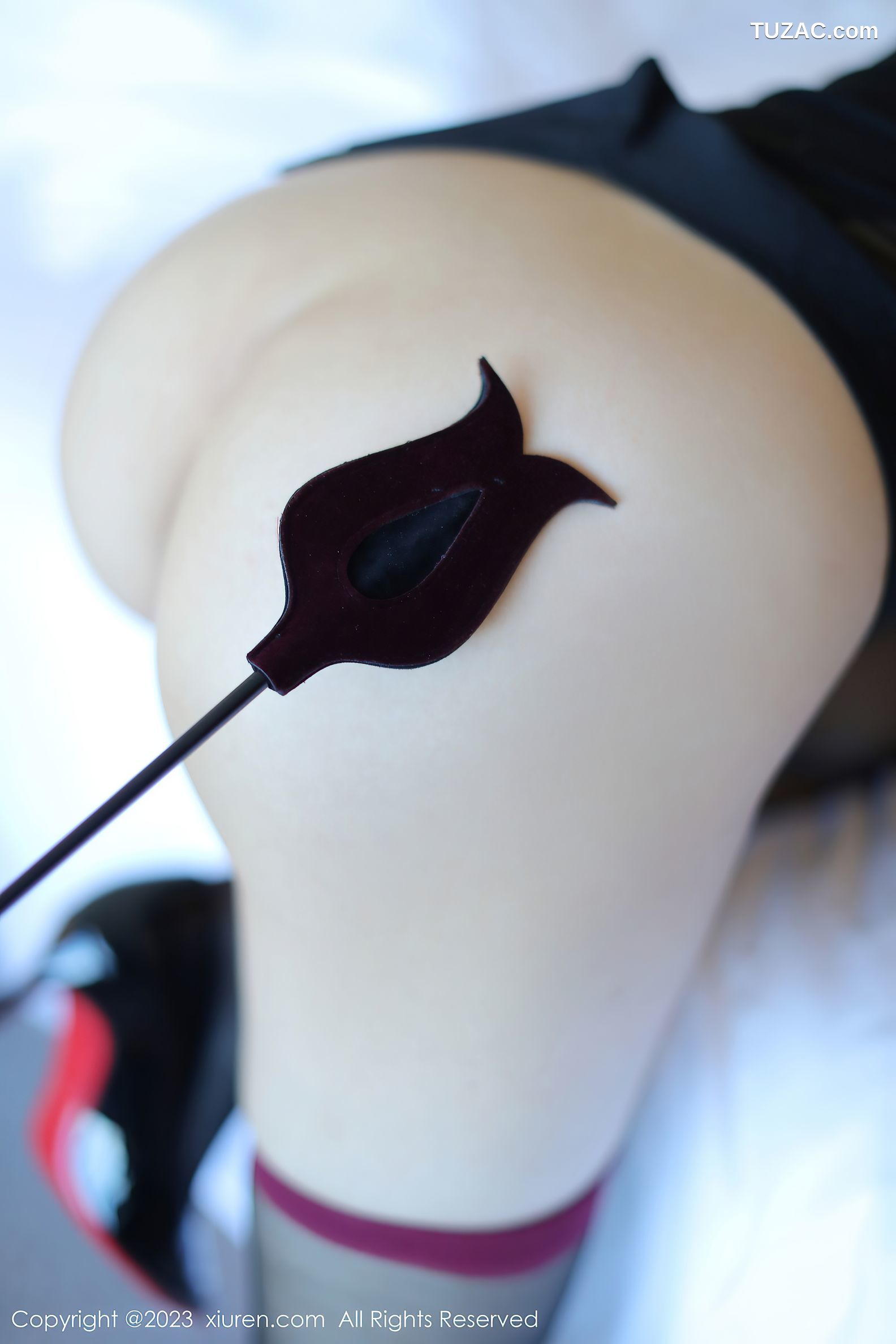 XiuRen秀人网-6380-司柠-黑色轻透高开叉服饰黑丝袜-2023.03.08