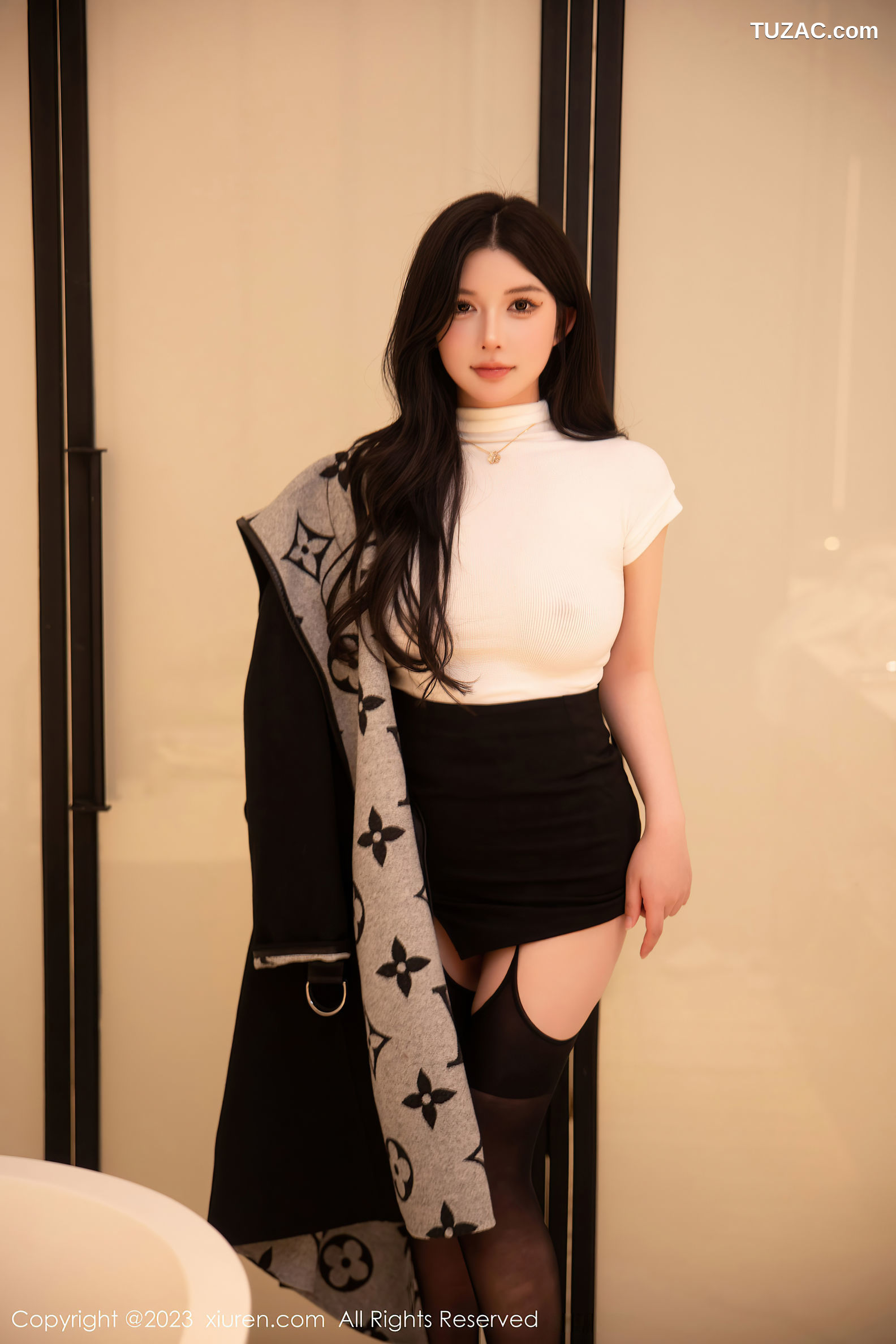 XiuRen秀人网-6394-林珊珊-白色轻透上衣黑短裙魅惑黑丝-2023.03.10