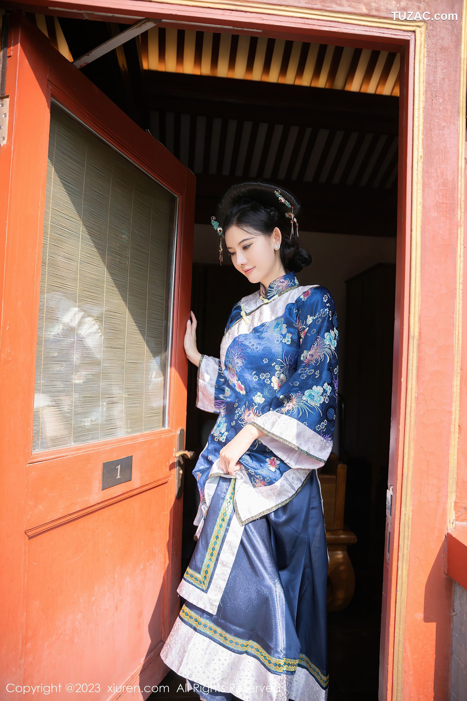 XiuRen秀人网-6398-就是阿朱啊-宫廷古装蓝色睡衣-2023.03.10