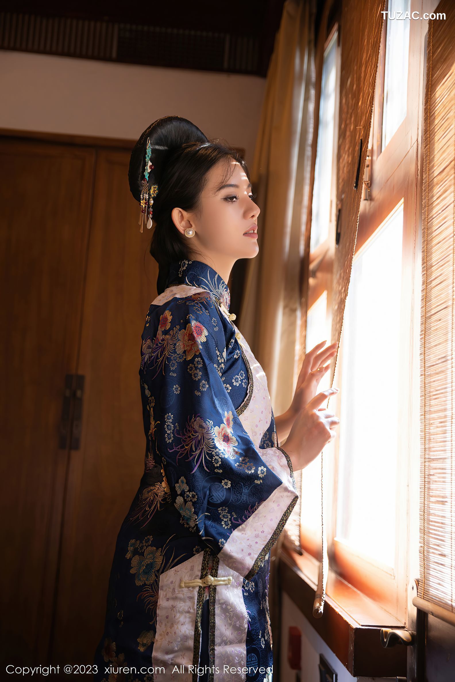 XiuRen秀人网-6398-就是阿朱啊-宫廷古装蓝色睡衣-2023.03.10
