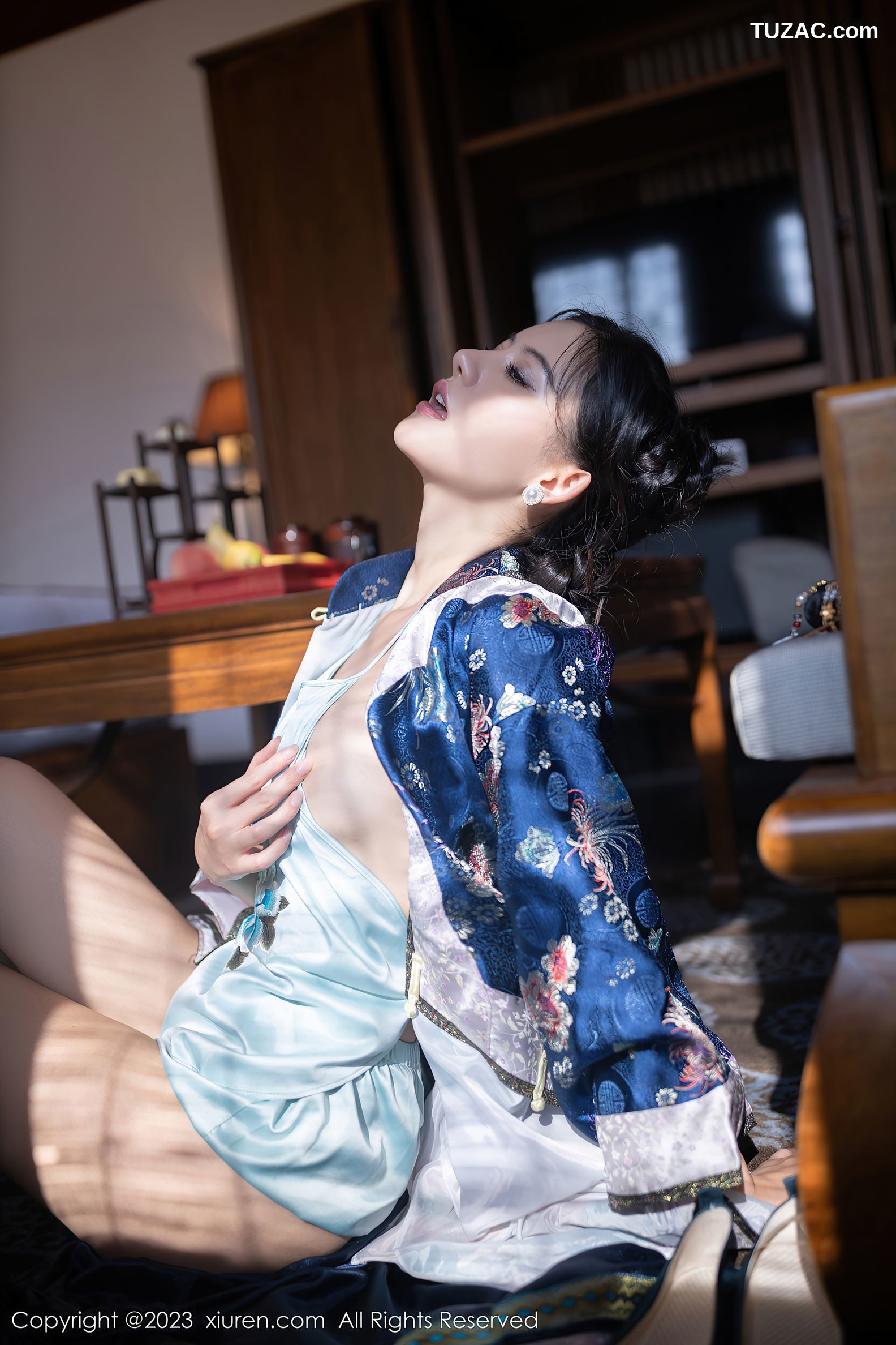 XiuRen秀人网-6398-就是阿朱啊-宫廷古装蓝色睡衣-2023.03.10
