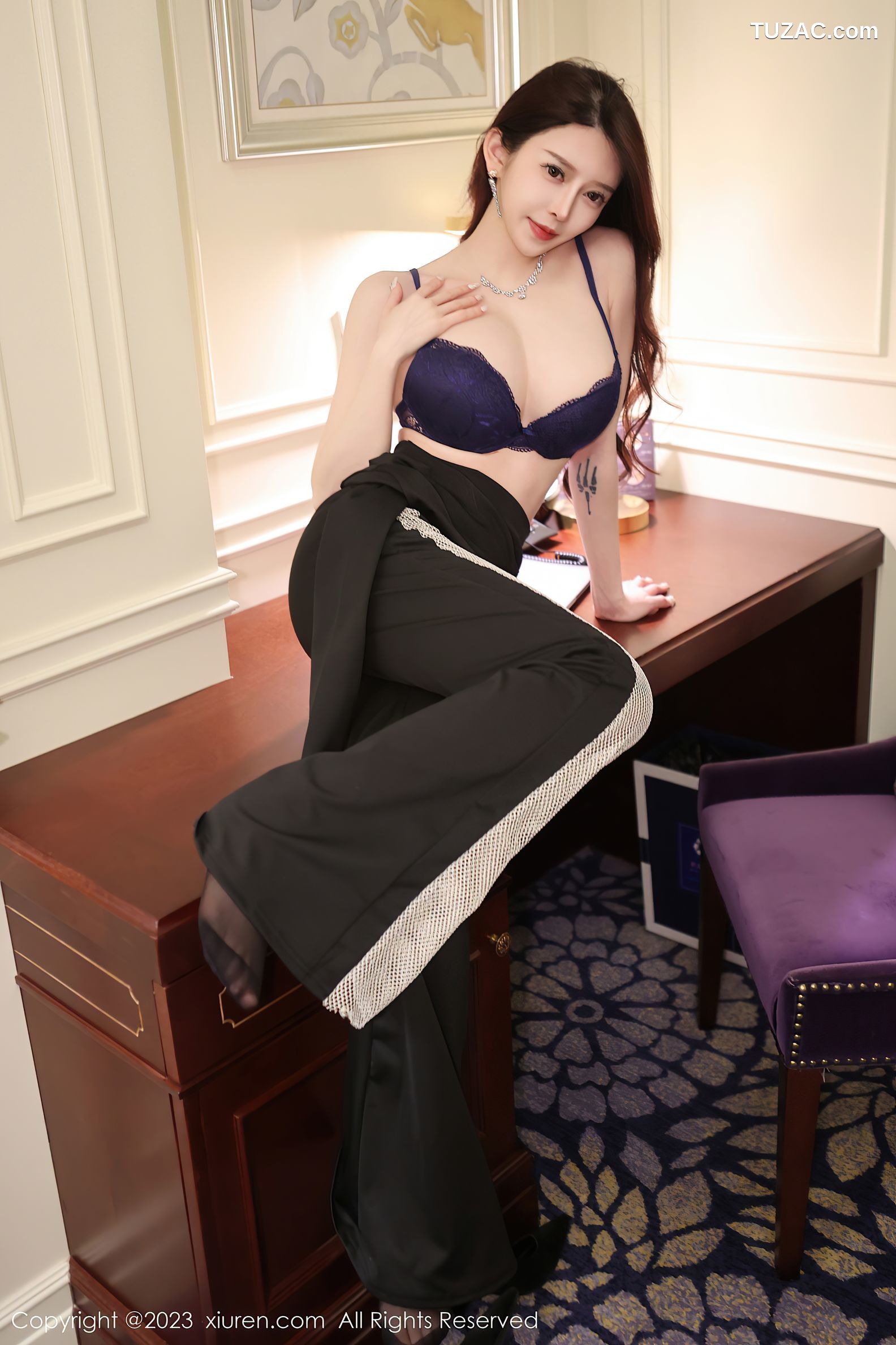 XiuRen秀人网-6417-玉兔miki-黑色简约套装黑色蕾丝内衣超薄黑丝-2023.03.15