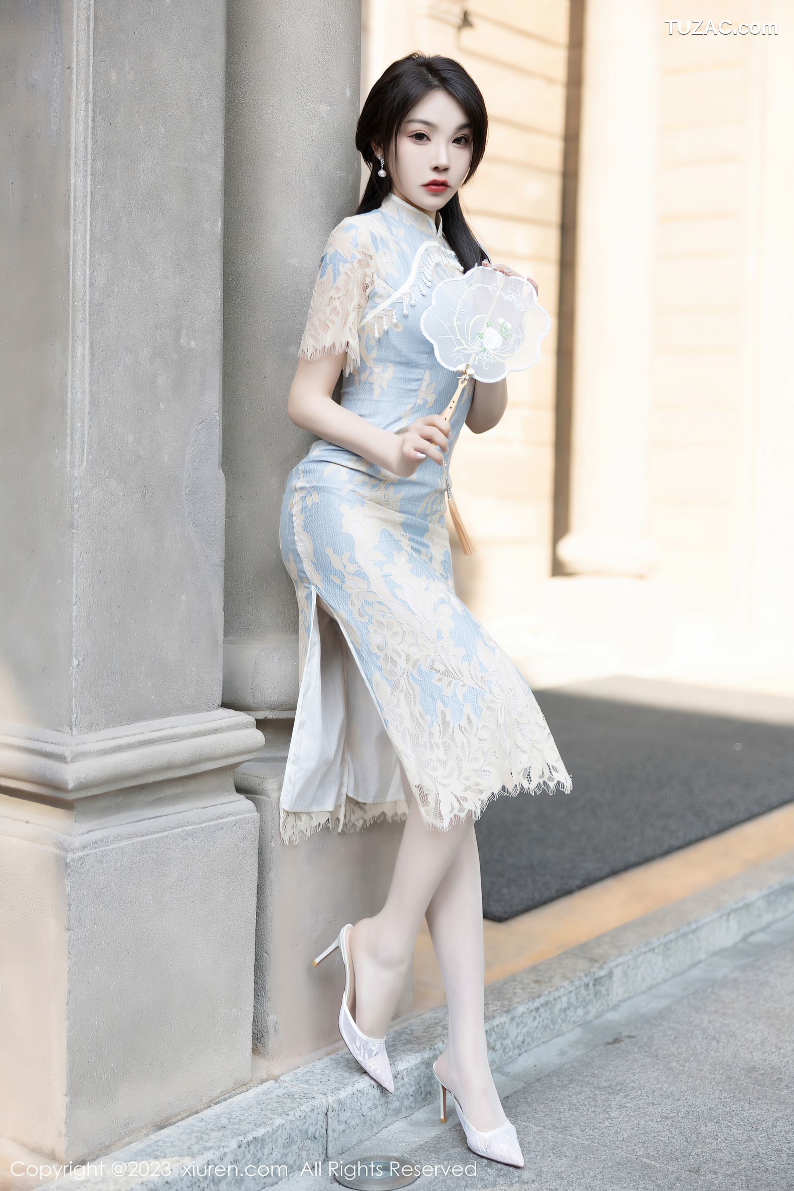 XiuRen秀人网-6434-徐莉芝Booty-浅色旗袍蓝浅色蕾丝内衣肉丝-2023.03.17