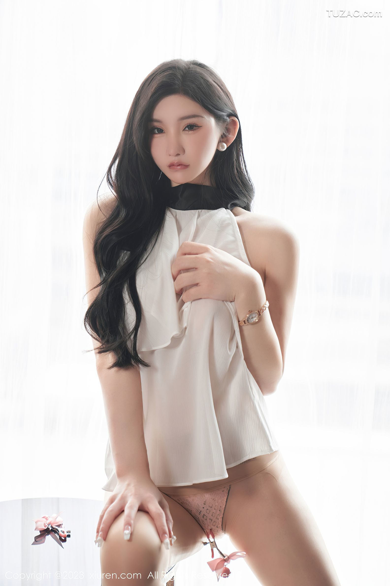 XiuRen秀人网-6435-周于希Sally-澳门旅拍白色薄纱服饰超薄肉丝-2023.03.17