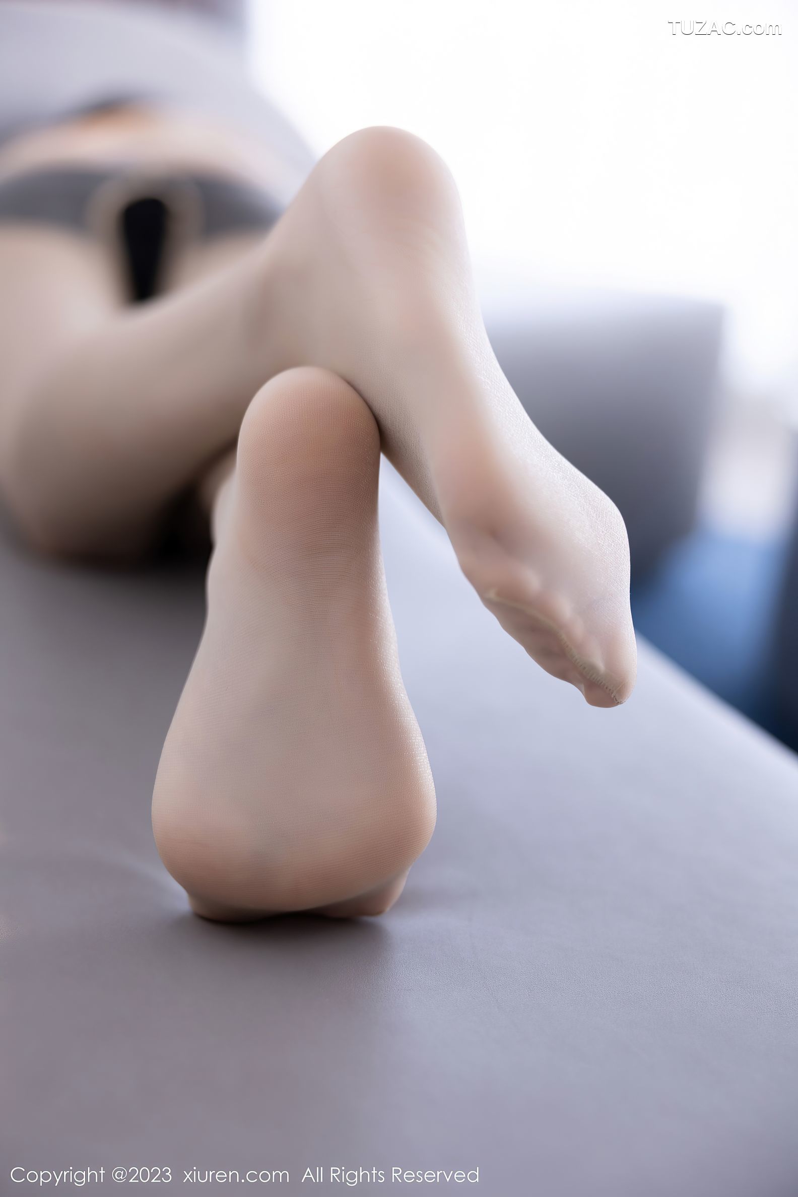 XiuRen秀人网-6439-林乐一-白色上衣黑短裙黑色蕾丝内衣-2023.03.20