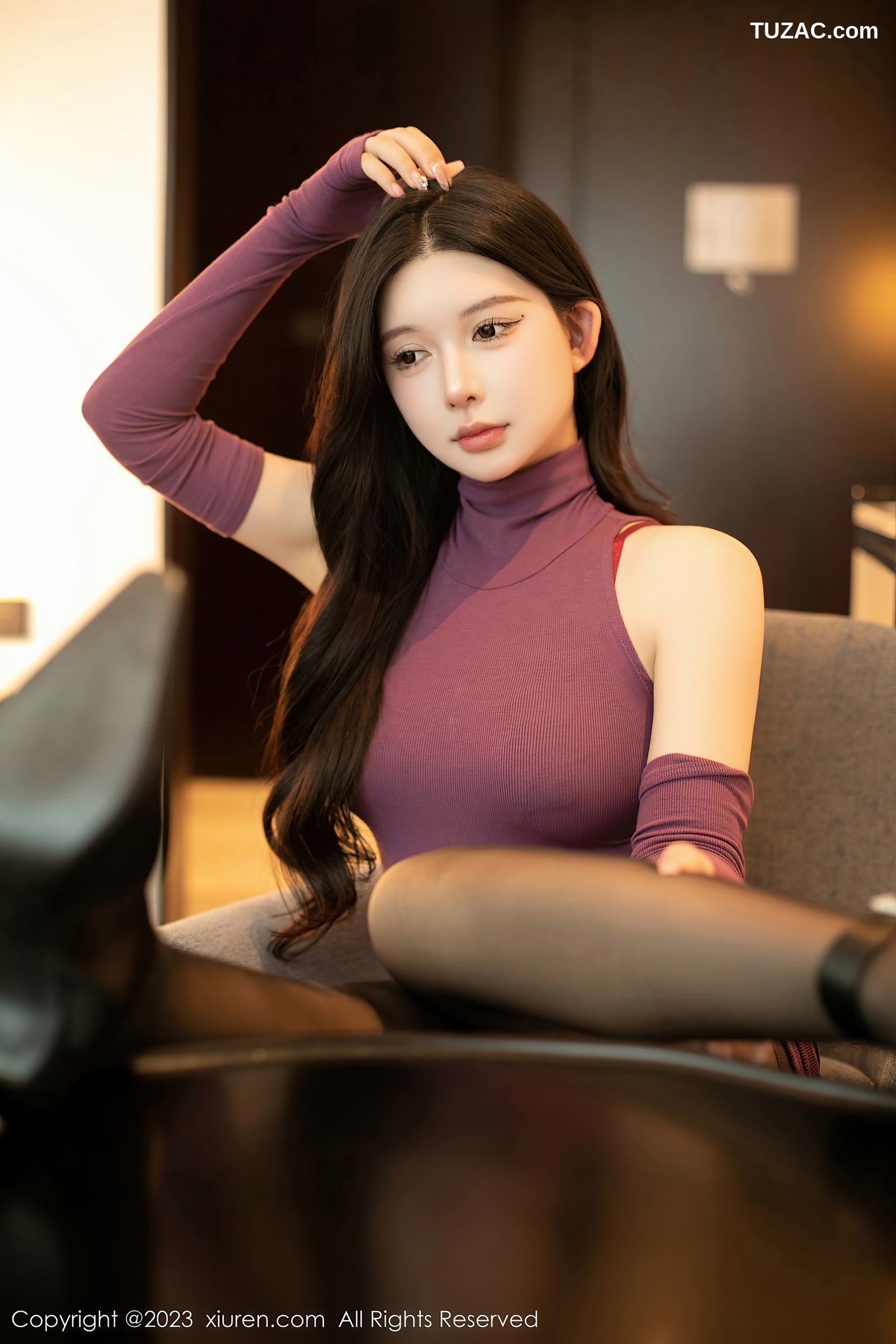 XiuRen秀人网-6469-林珊珊-暗红色收身连衣裙红色轻透内衣-2023.03.24