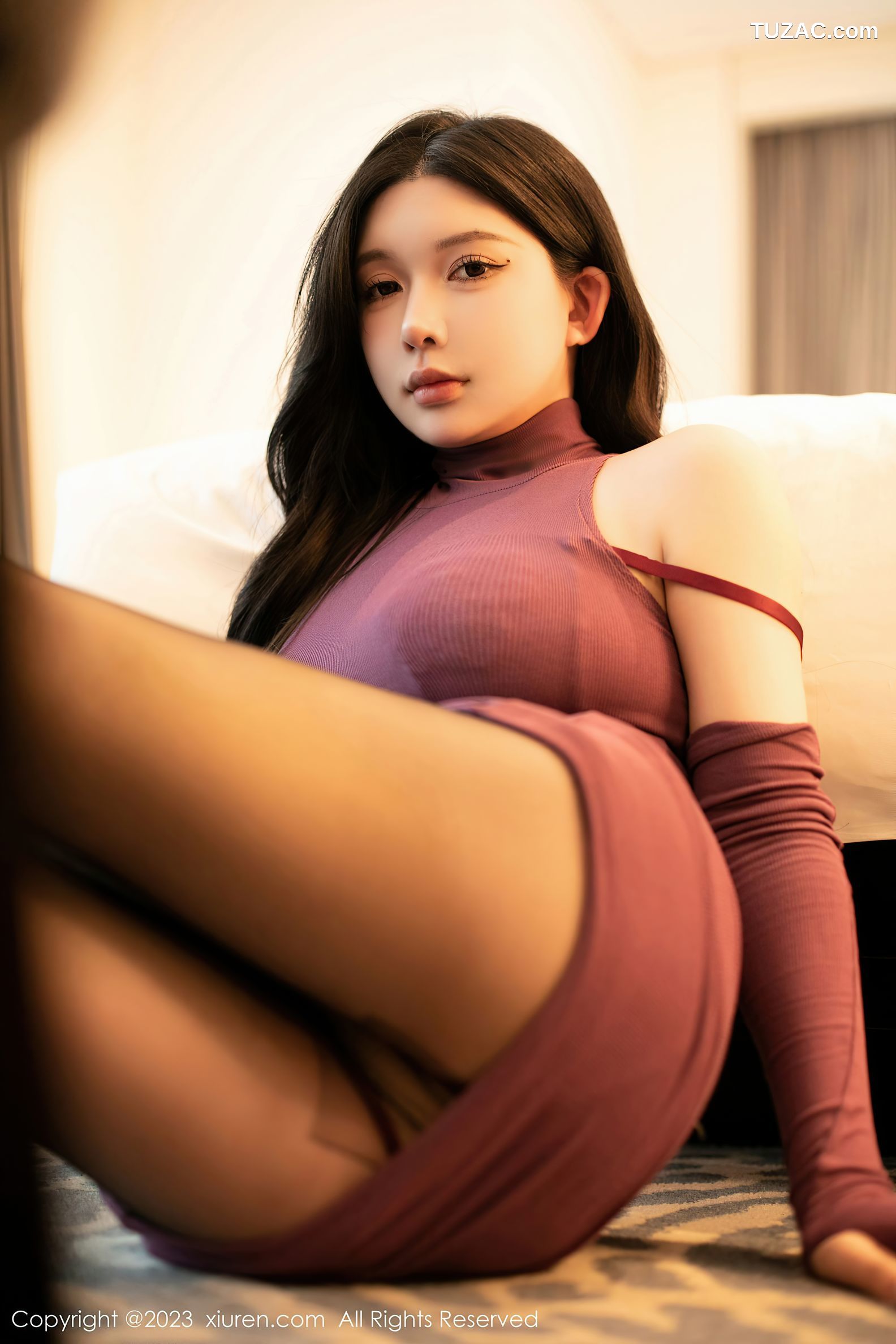 XiuRen秀人网-6469-林珊珊-暗红色收身连衣裙红色轻透内衣-2023.03.24