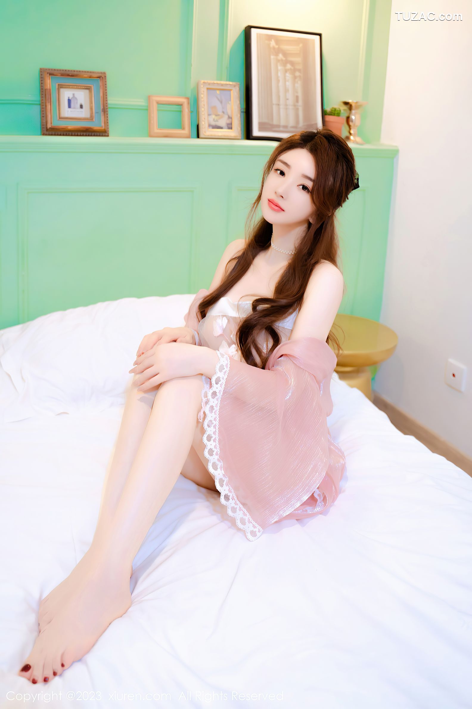 XiuRen秀人网-6476-Eve雨儿1494-粉色轻透情趣服饰透视-2023.03.27