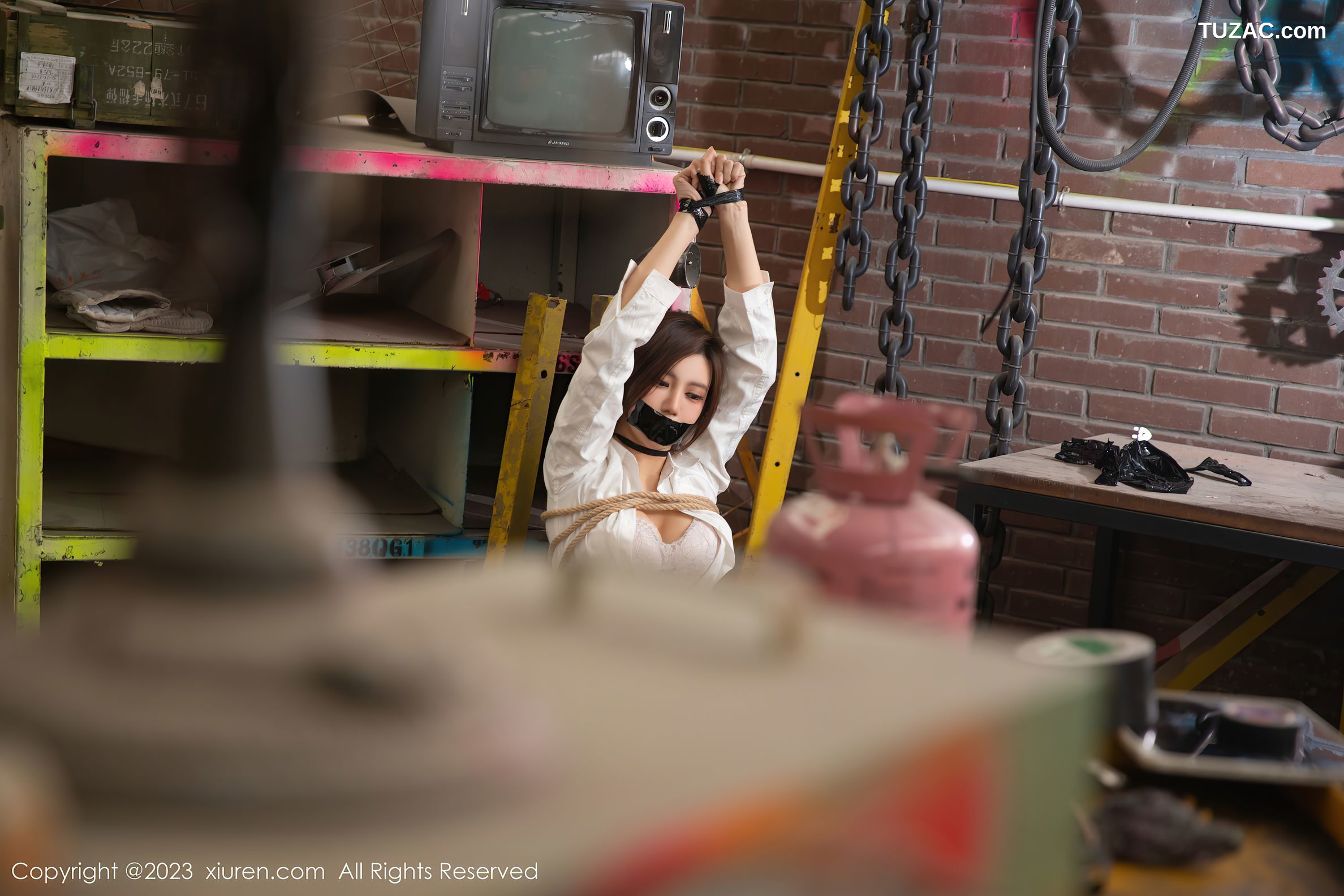 XiuRen秀人网-6537-绮里嘉Ula-情趣捆绑JK制服-性感内衣超薄黑丝-2023.04.07