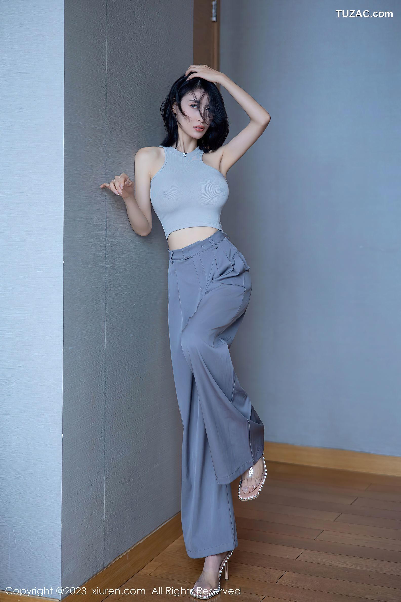 XiuRen秀人网-6552-Lingyu69-蓝灰短款上衣灰色长裤-2023.04.11