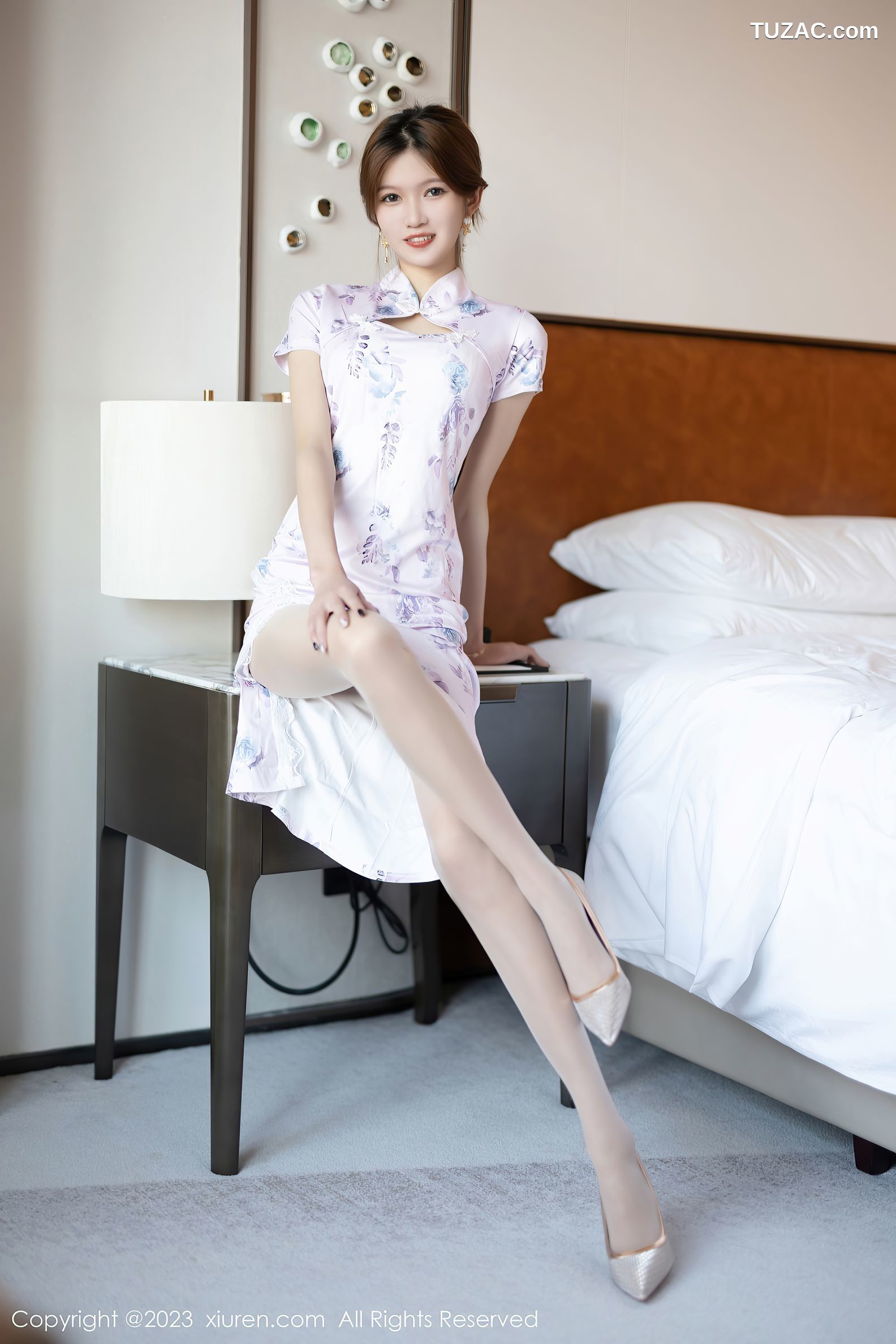 XiuRen秀人网-6591-程程程-图案旗袍白色蕾丝内衣超薄肉丝-2023.04.18