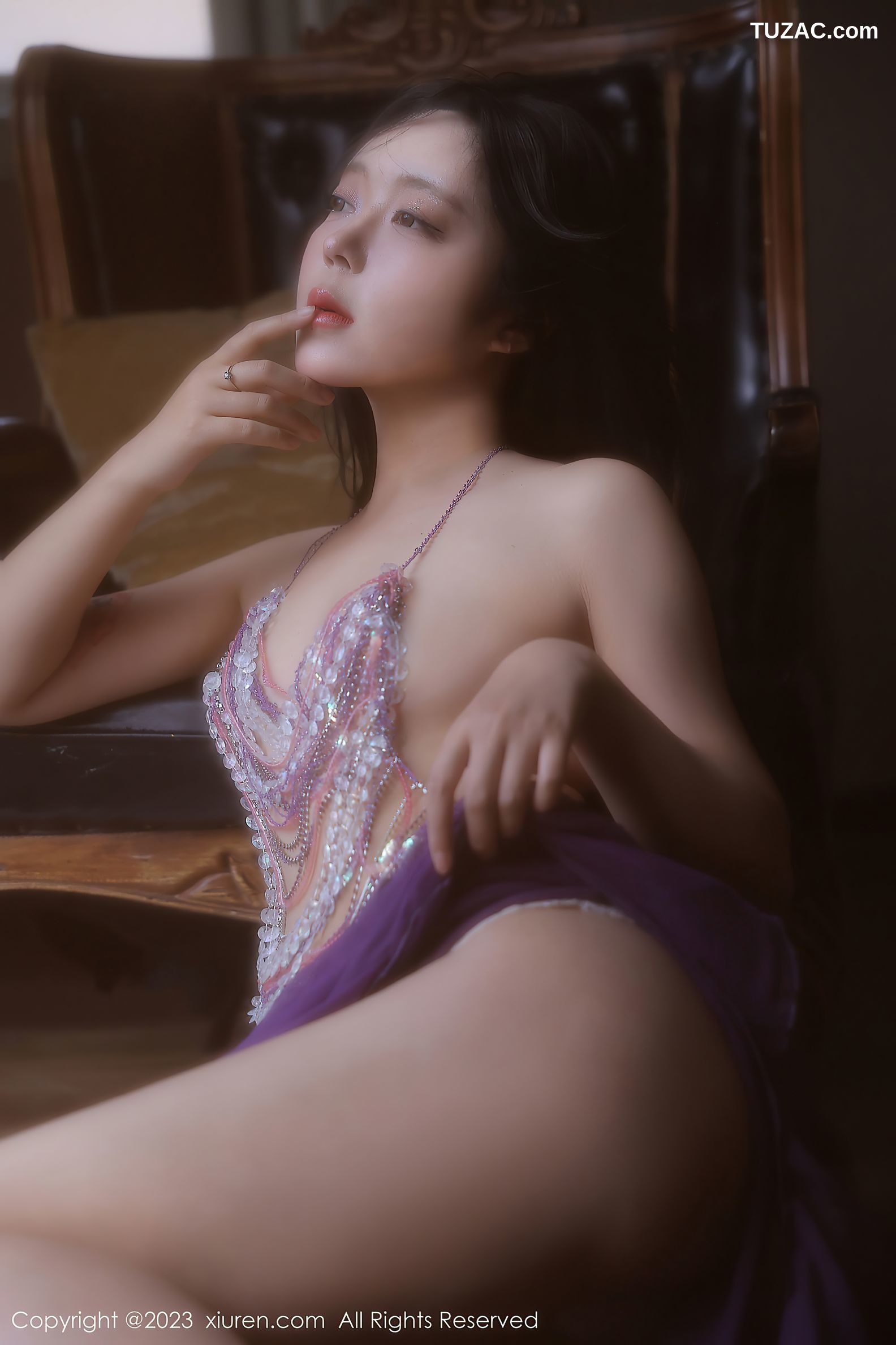 XiuRen秀人网-6601-露露Luncy-万宁旅拍-紫色轻透情趣服饰-2023.04.20