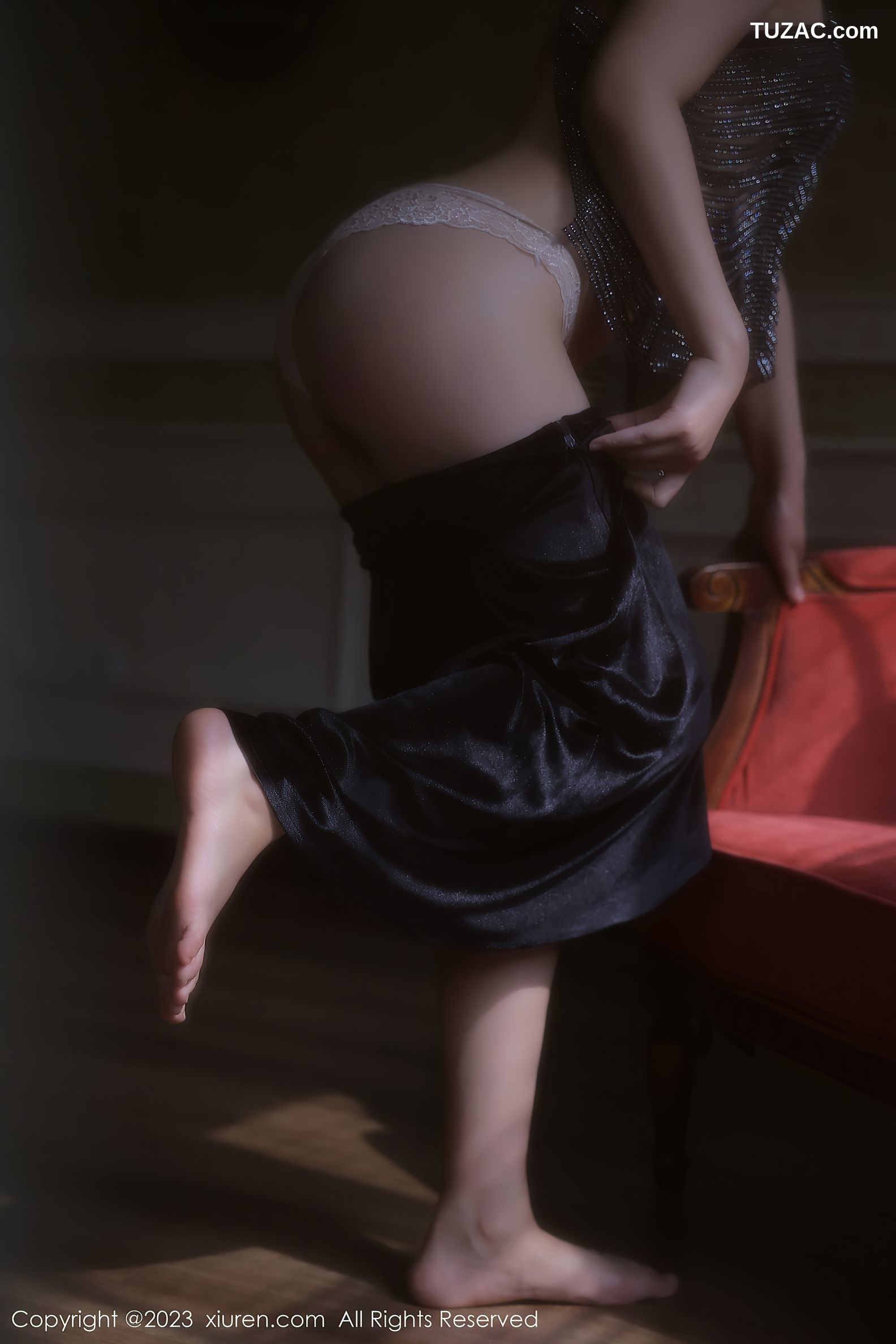 XiuRen秀人网-6601-露露Luncy-万宁旅拍-紫色轻透情趣服饰-2023.04.20